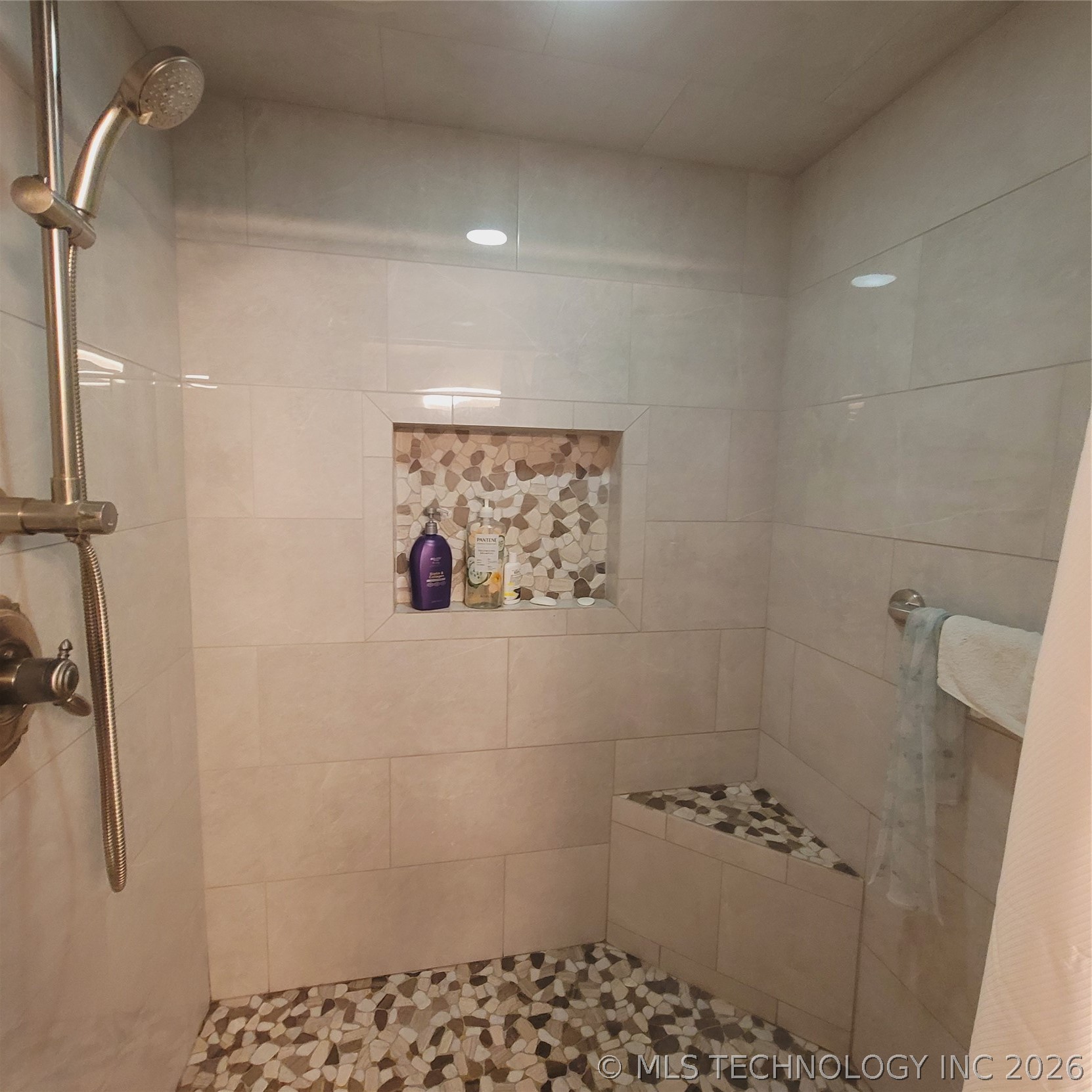 324 Falcon Lane Eufaula OK 74432