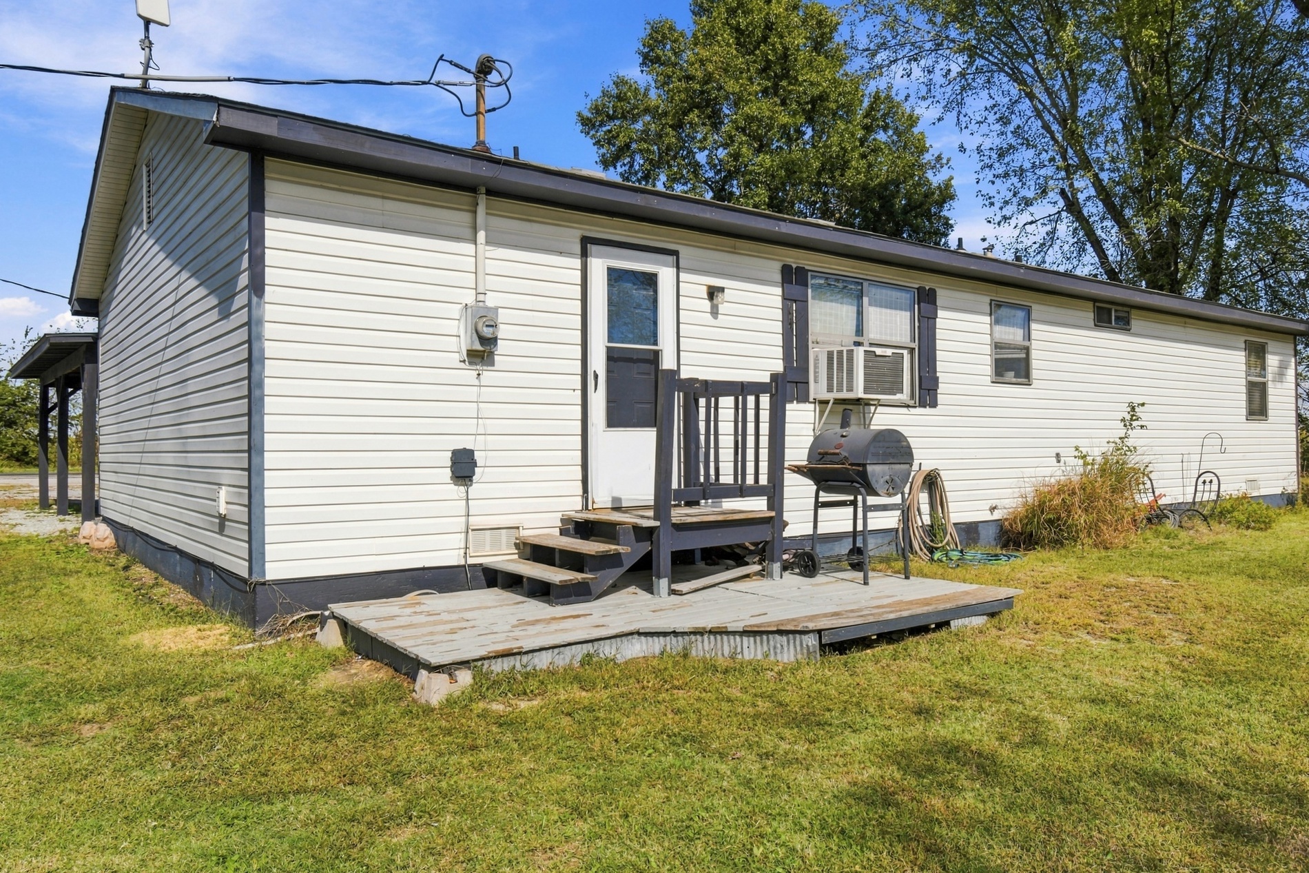49201 E 150 Road Bluejacket OK 74333