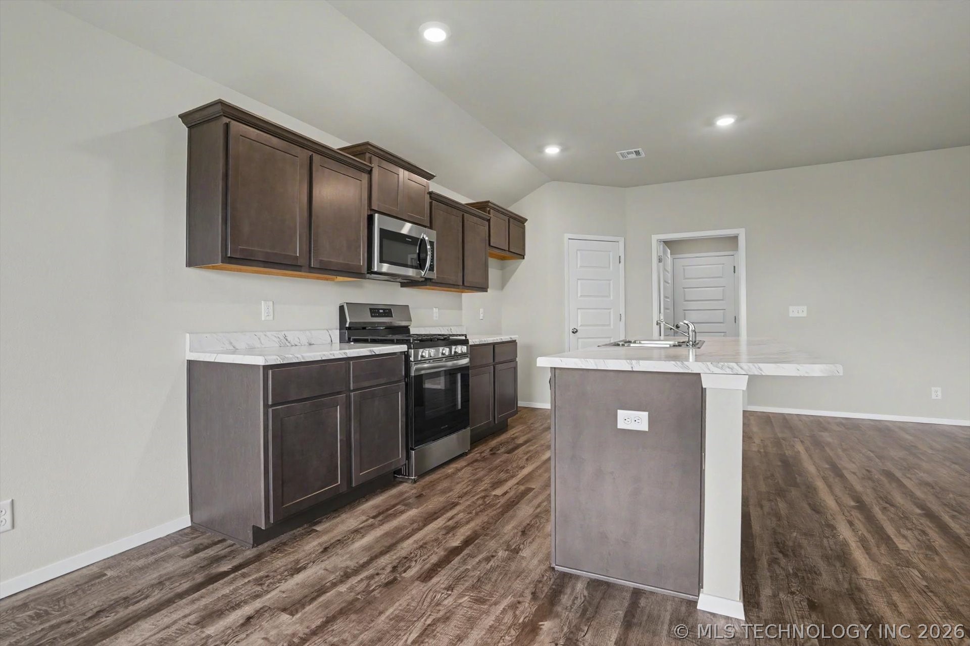 8517 E 163rd Street S Bixby OK 74008