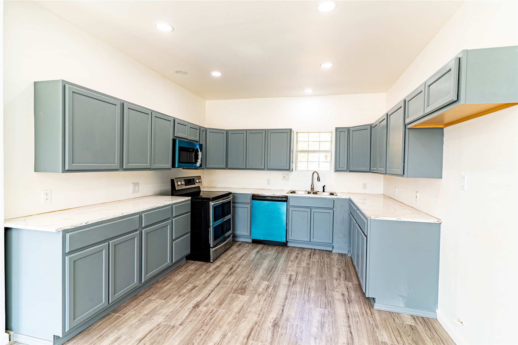 525 E Washington Avenue Bristow OK 74010