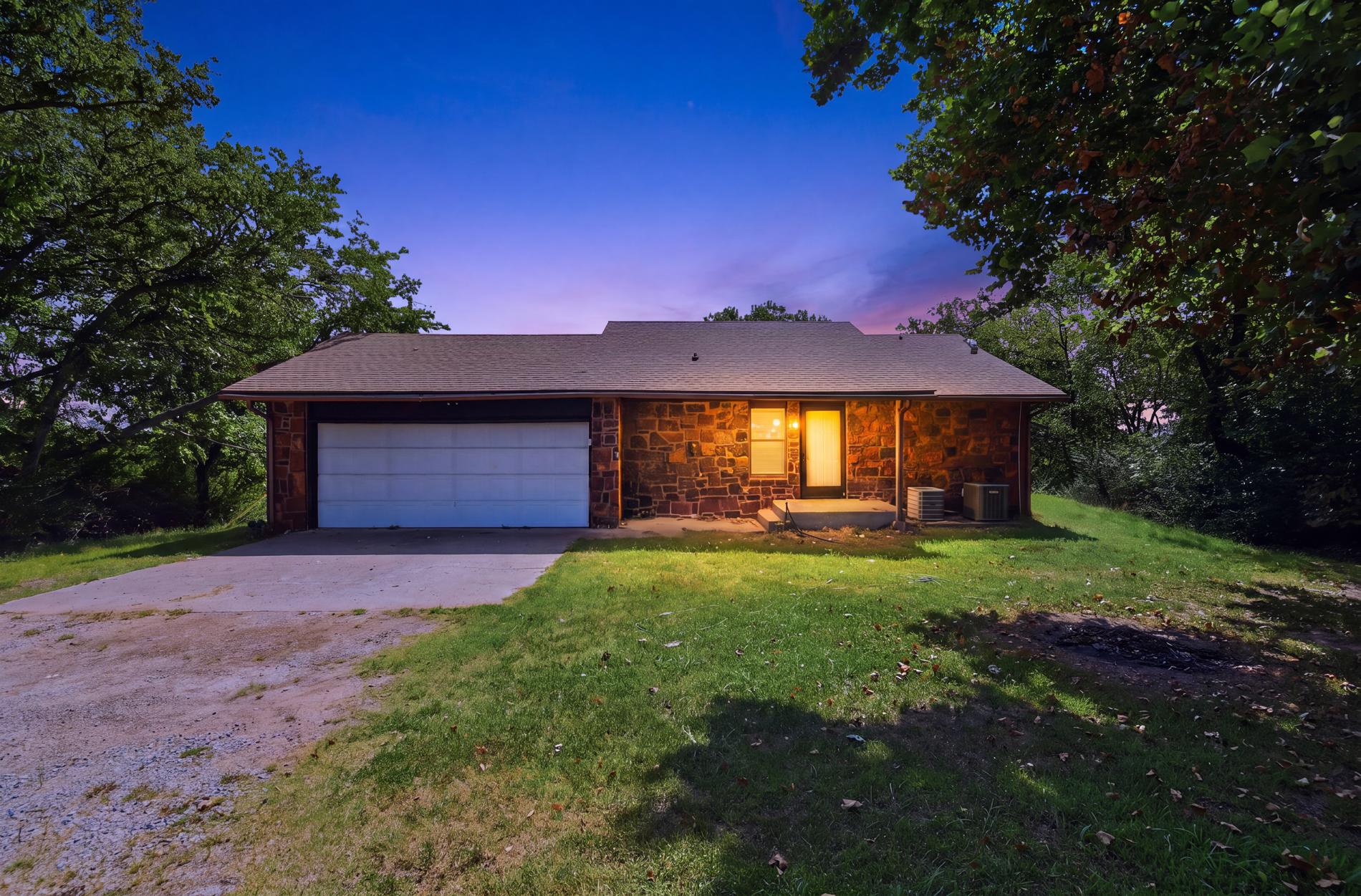 6160 Acacia Road Okmulgee OK 74447