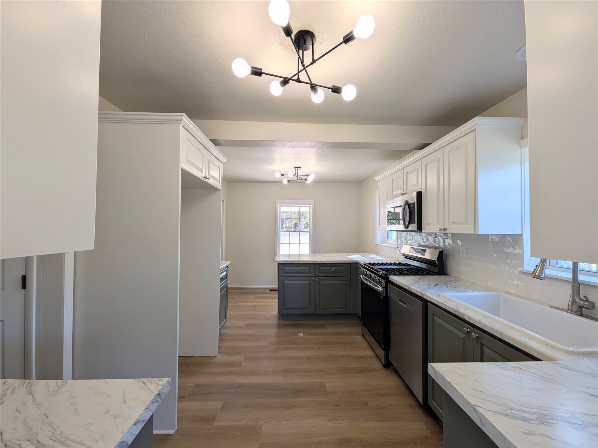 920 N Grant Avenue Sand Springs OK 74063