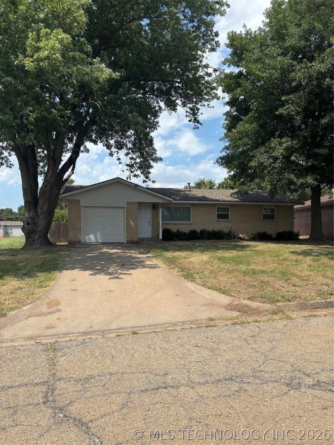 1436 E Moses Street Cushing OK 74023