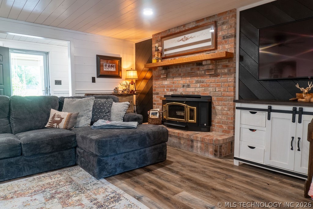 1064 Lakeside Drive Fort Towson OK 74735
