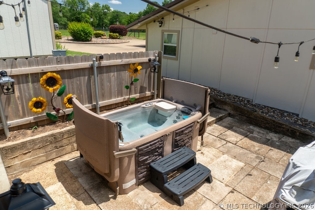 1064 Lakeside Drive Fort Towson OK 74735