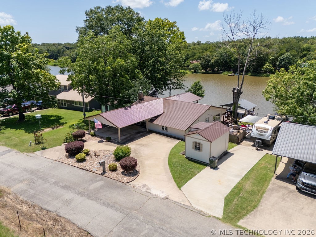 1064 Lakeside Drive Fort Towson OK 74735
