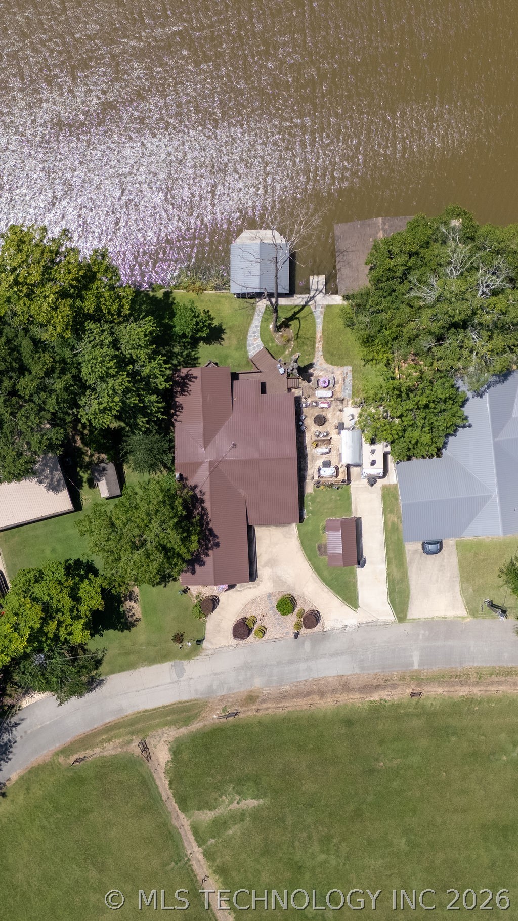 1064 Lakeside Drive Fort Towson OK 74735