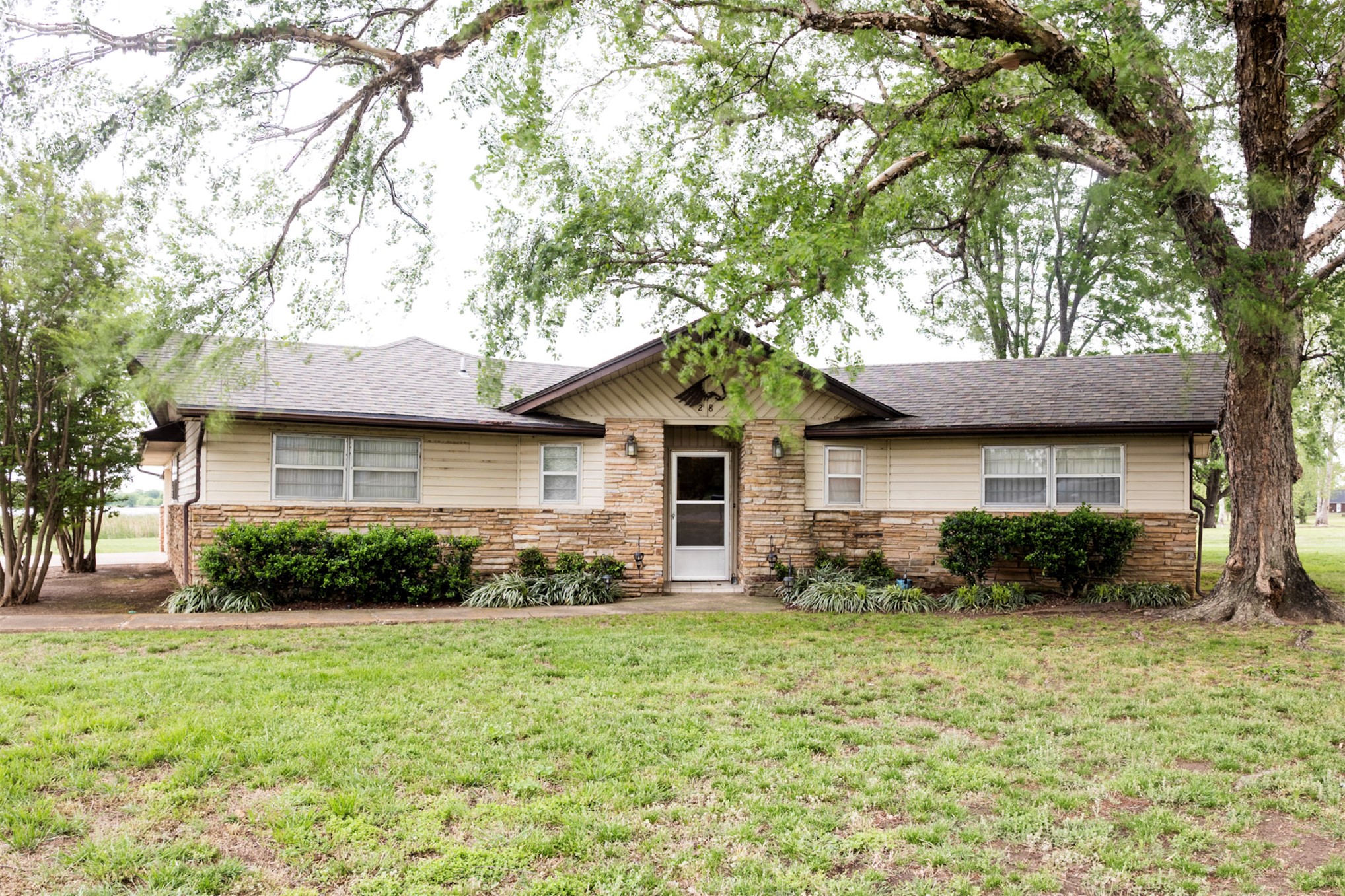 28 Aberdeen Burneyville OK 73430