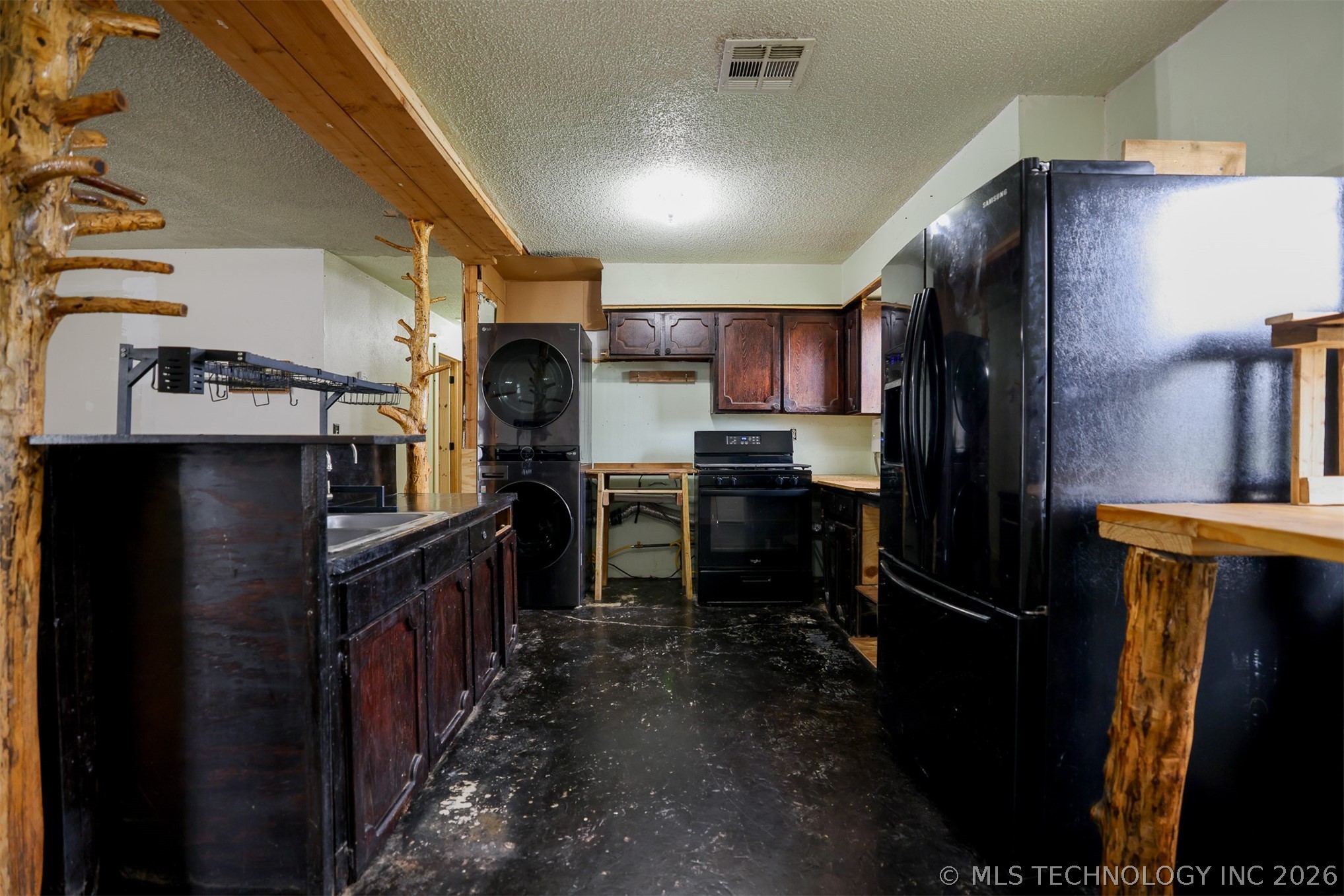 1421 S Cedar Street Bristow OK 74010