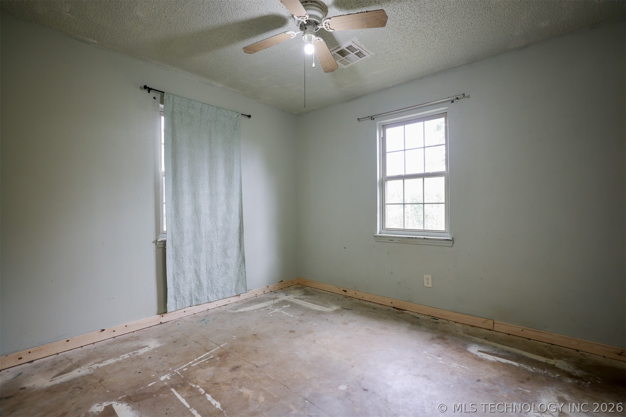 1421 S Cedar Street Bristow OK 74010