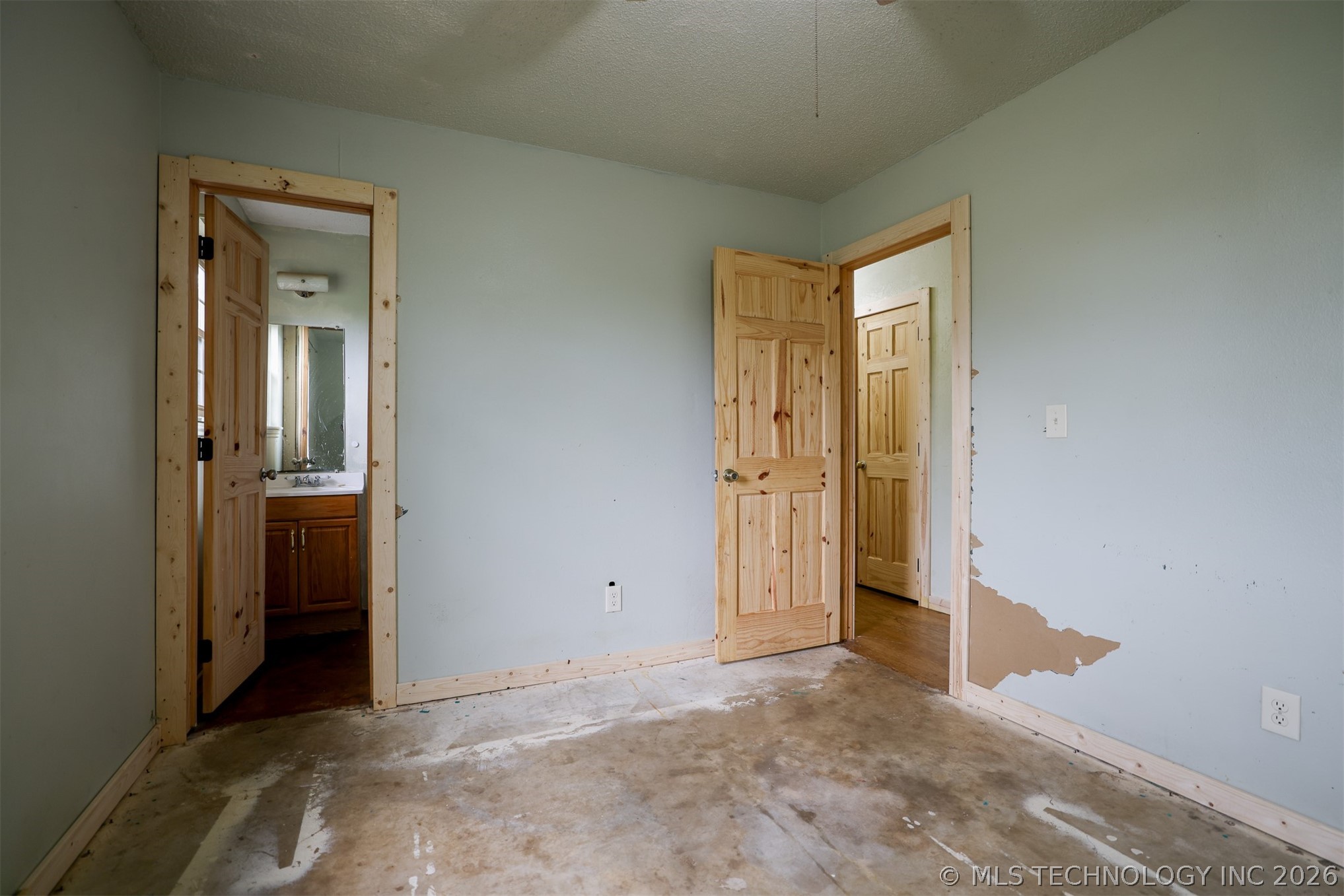1421 S Cedar Street Bristow OK 74010