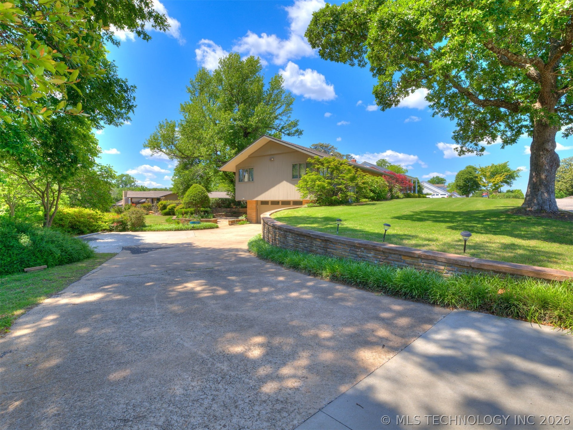 1420 E Fairview Avenue Sapulpa OK 74066
