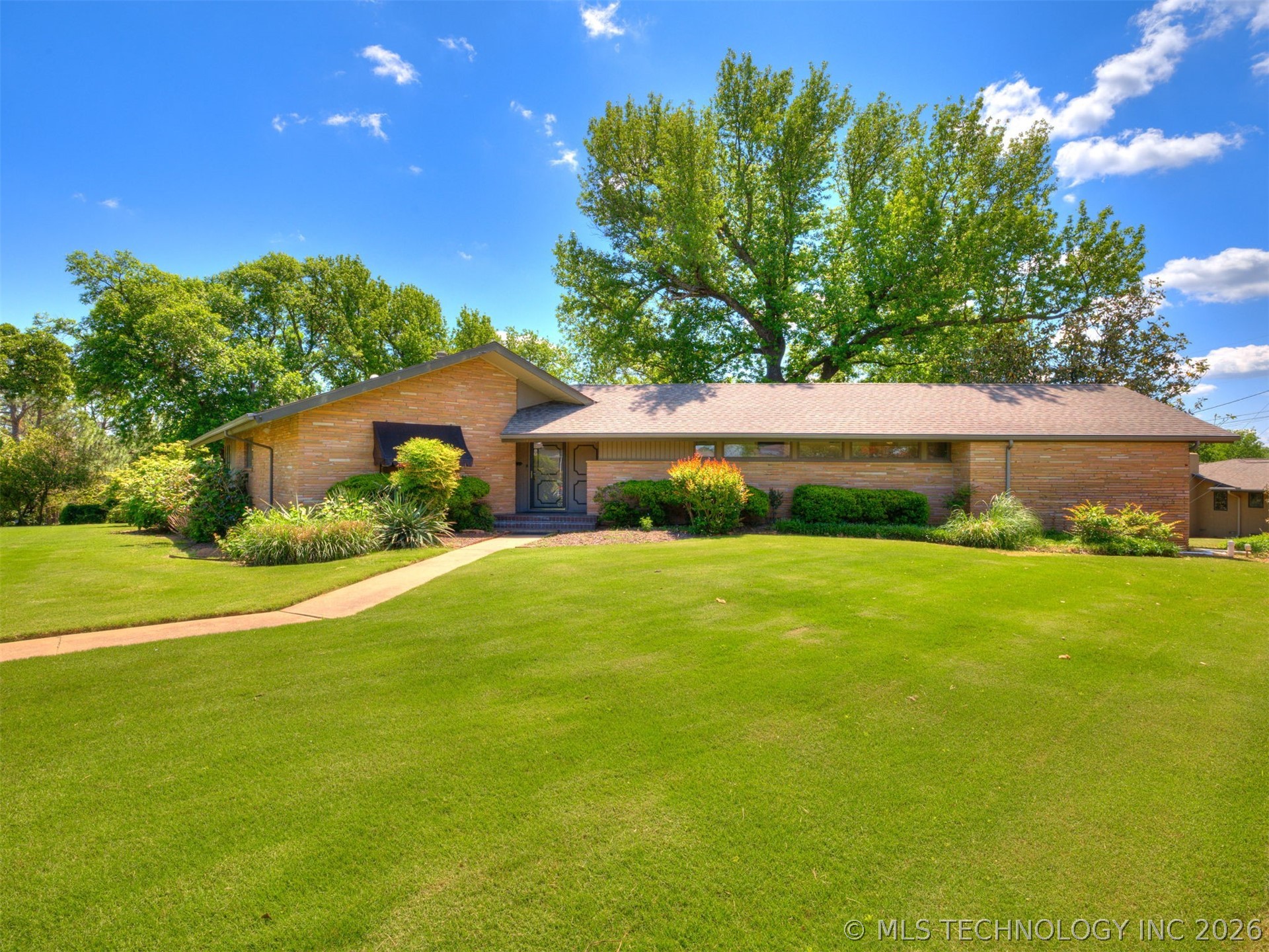 1420 E Fairview Avenue Sapulpa OK 74066
