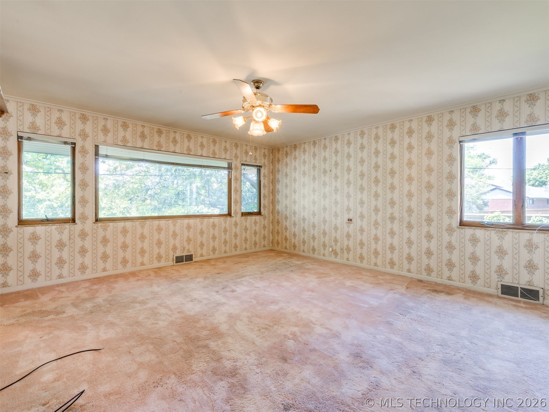 1420 E Fairview Avenue Sapulpa OK 74066
