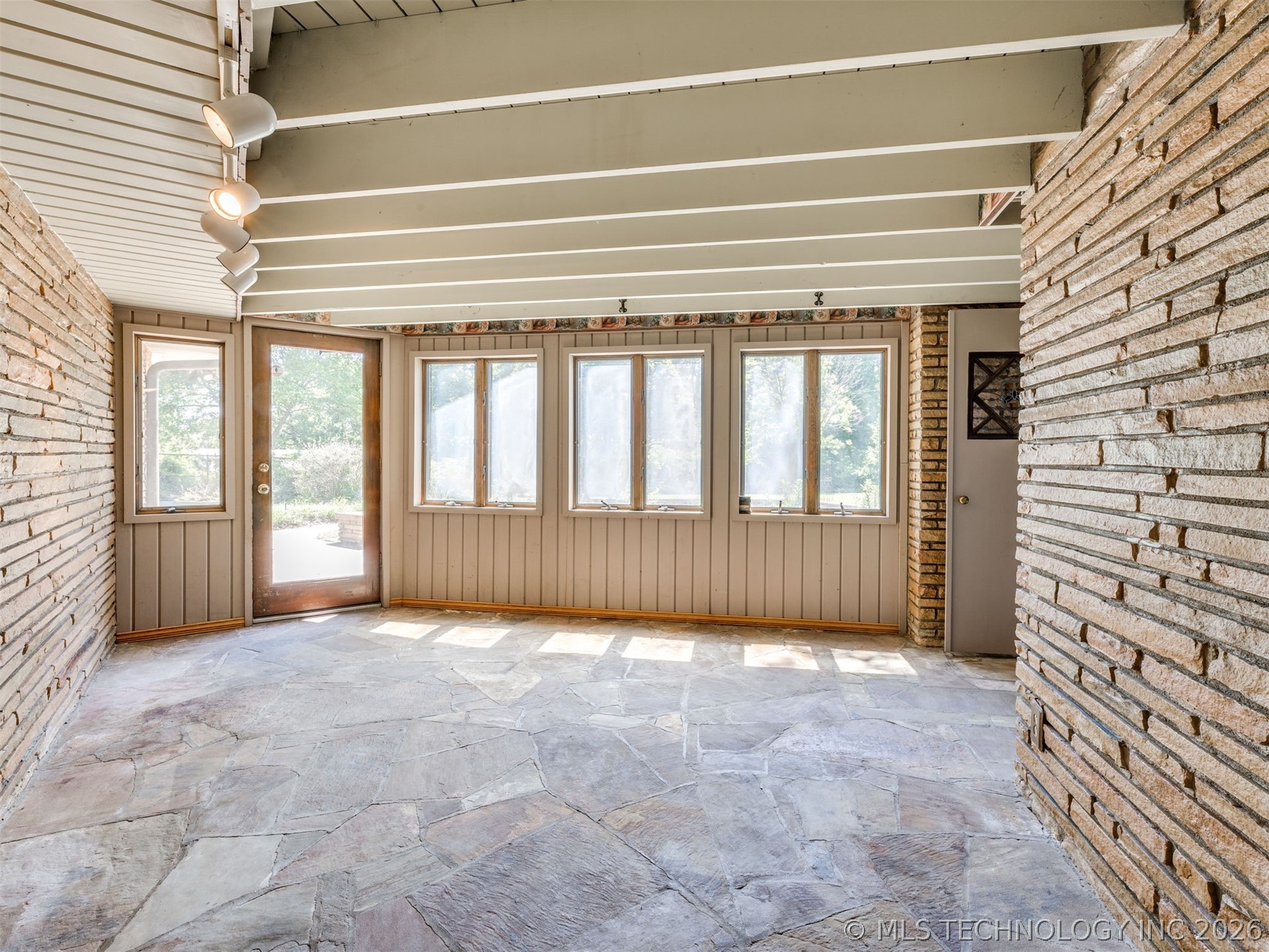 1420 E Fairview Avenue Sapulpa OK 74066