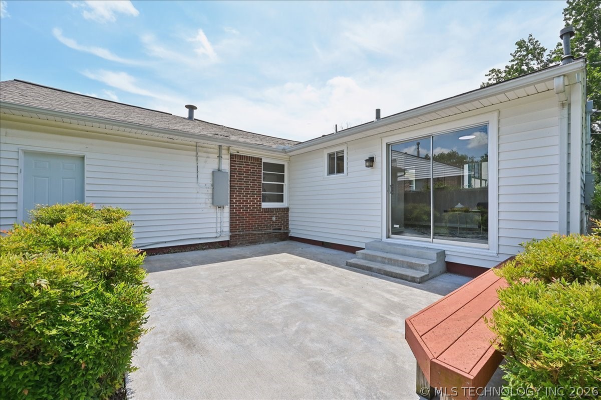 2524 S Quebec Avenue Tulsa OK 74114