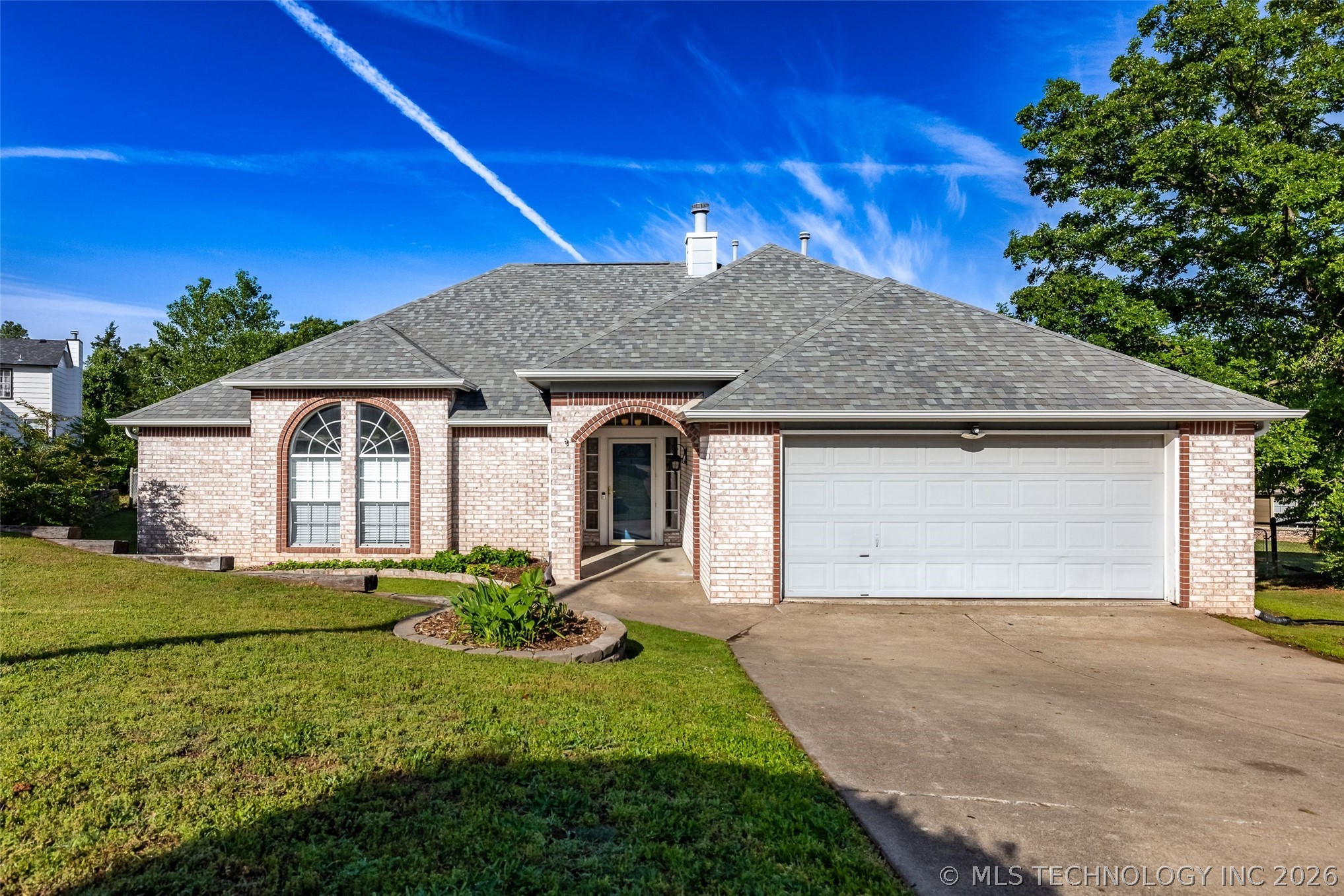 3712 Silver Oak Court Tulsa OK 74107
