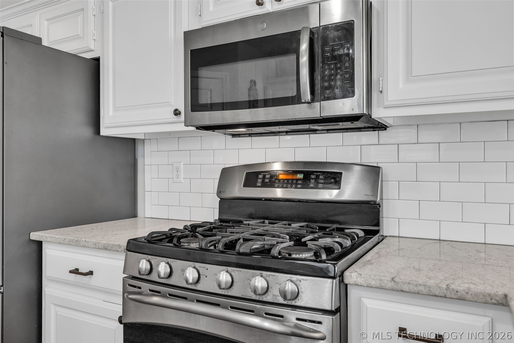 3712 Silver Oak Court Tulsa OK 74107