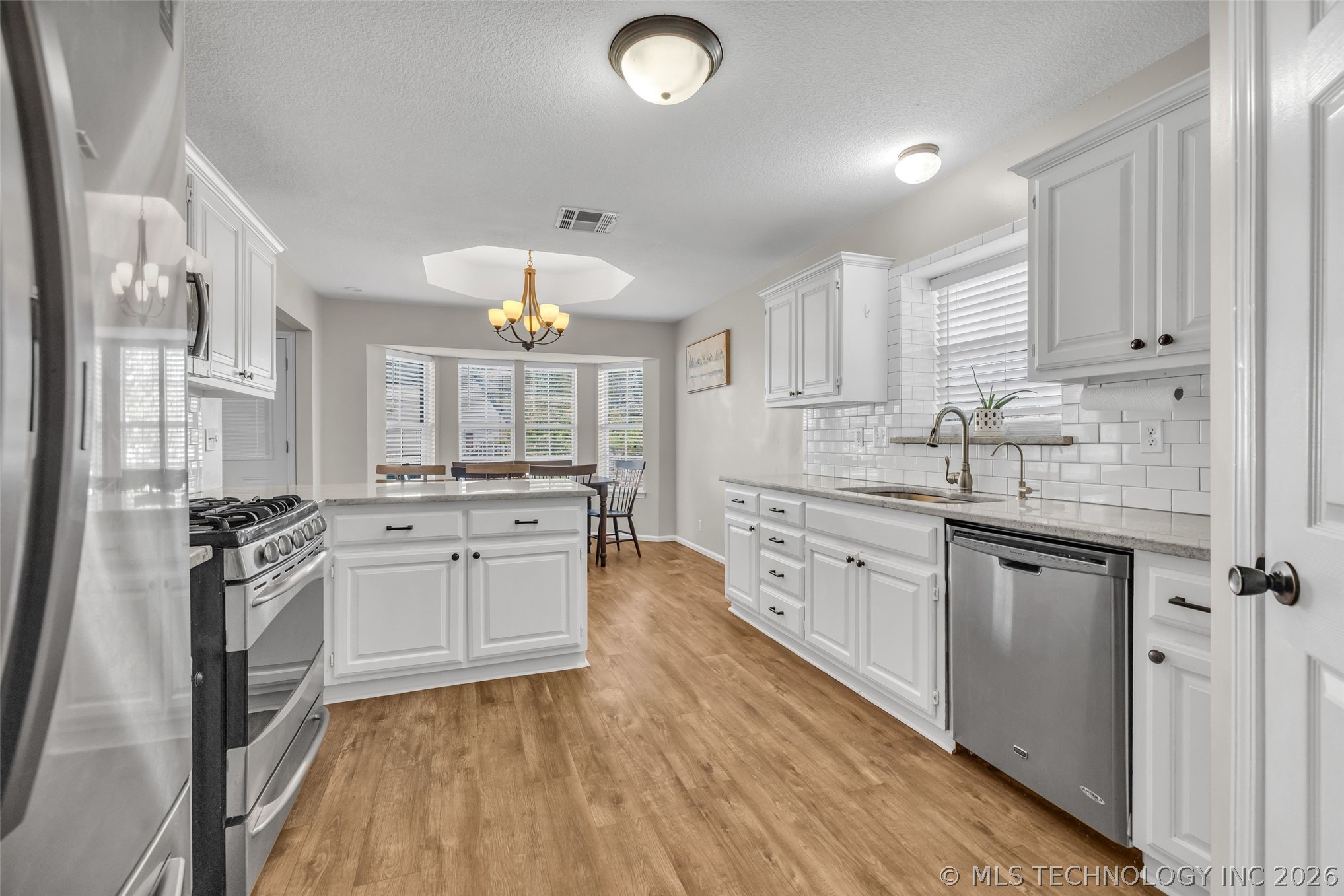 3712 Silver Oak Court Tulsa OK 74107