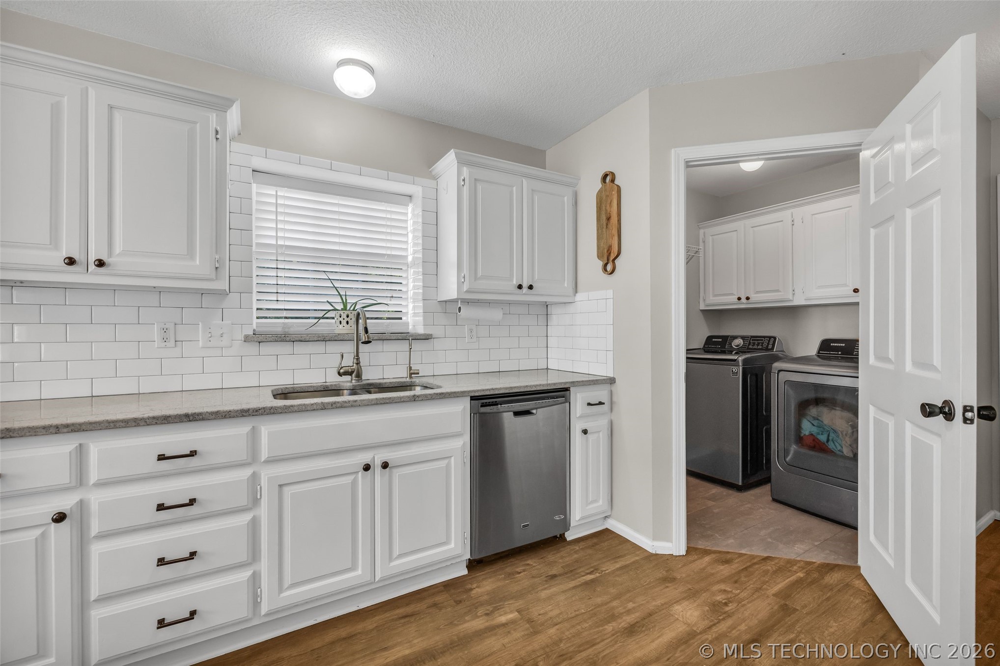3712 Silver Oak Court Tulsa OK 74107