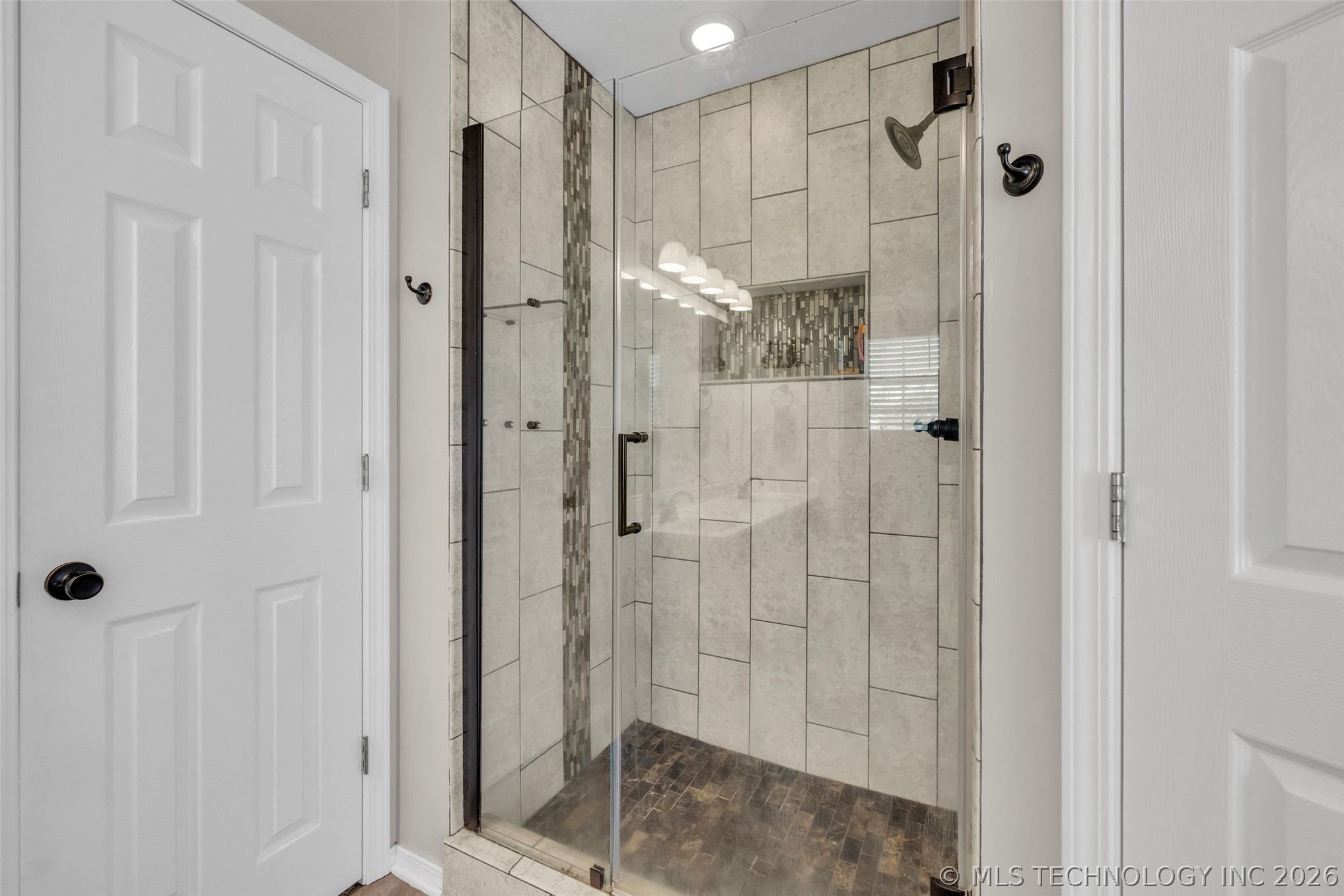 3712 Silver Oak Court Tulsa OK 74107