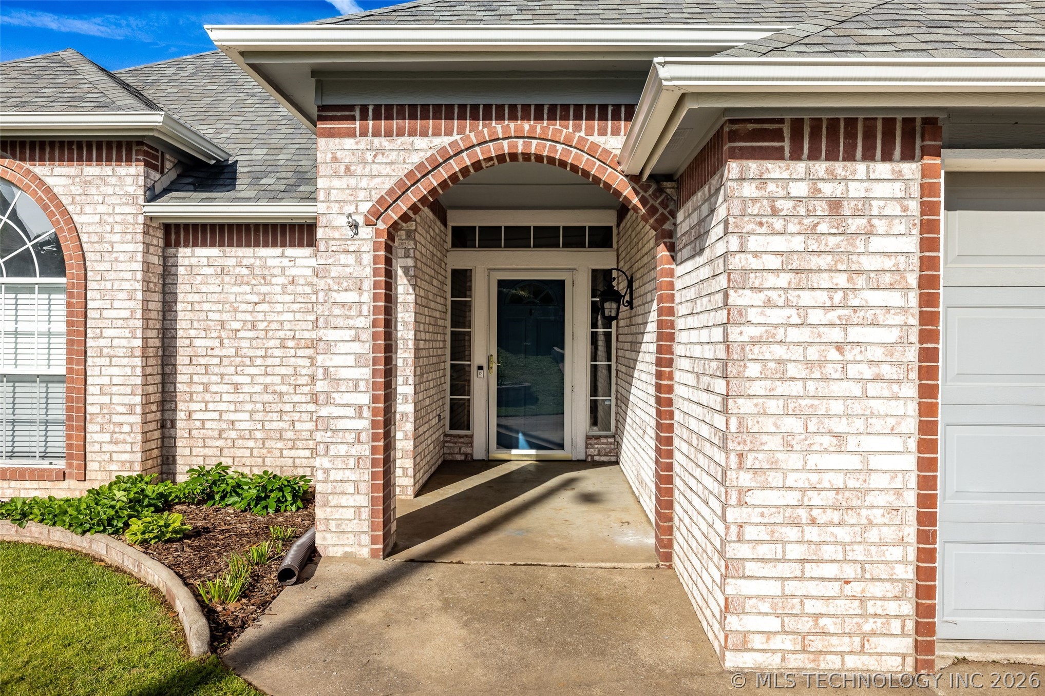 3712 Silver Oak Court Tulsa OK 74107
