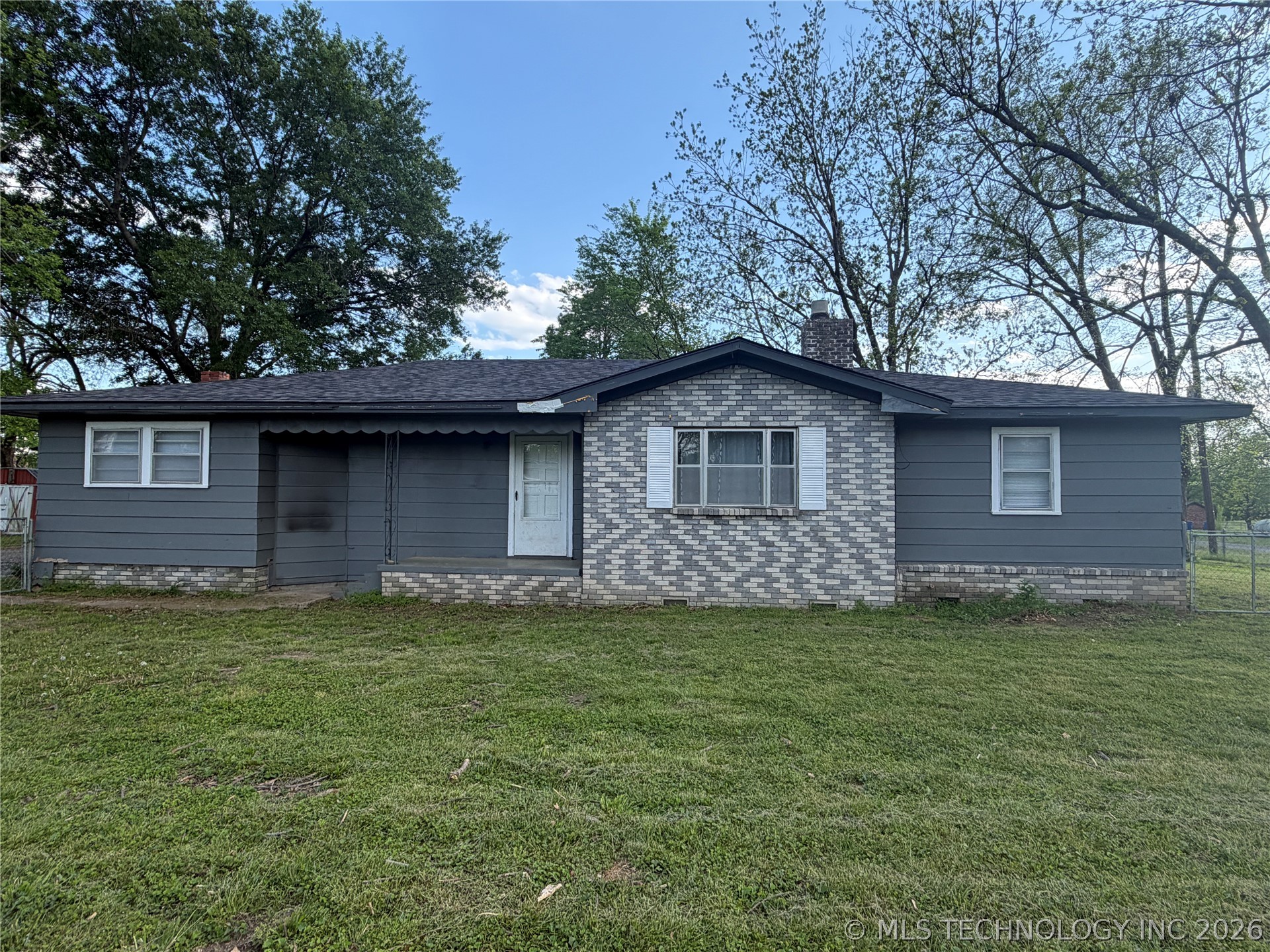 700 Arapahoe Avenue Hartshorne OK 74547