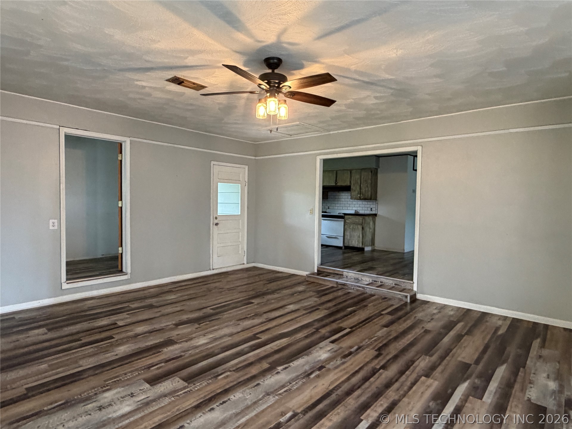 700 Arapahoe Avenue Hartshorne OK 74547