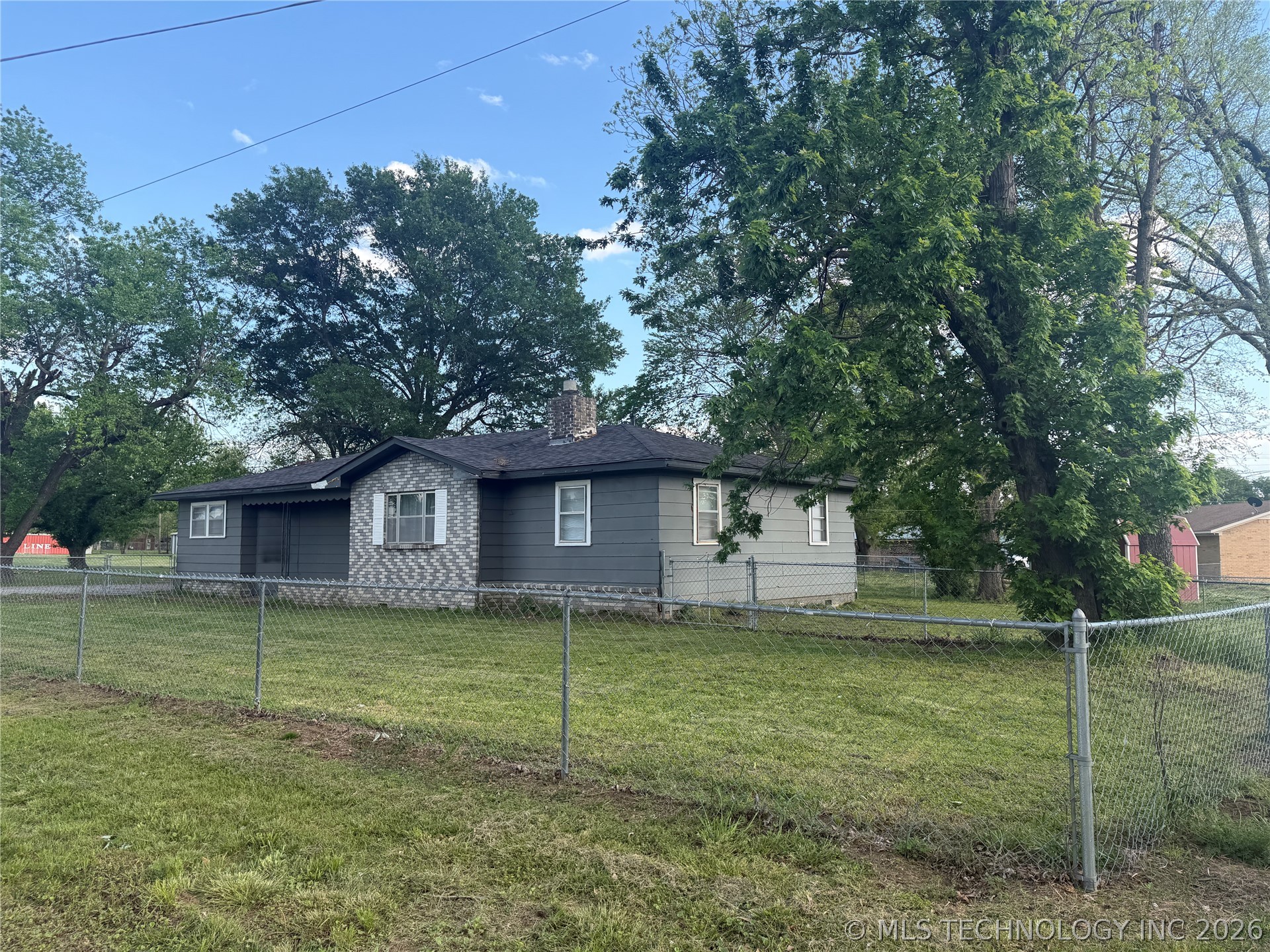 700 Arapahoe Avenue Hartshorne OK 74547