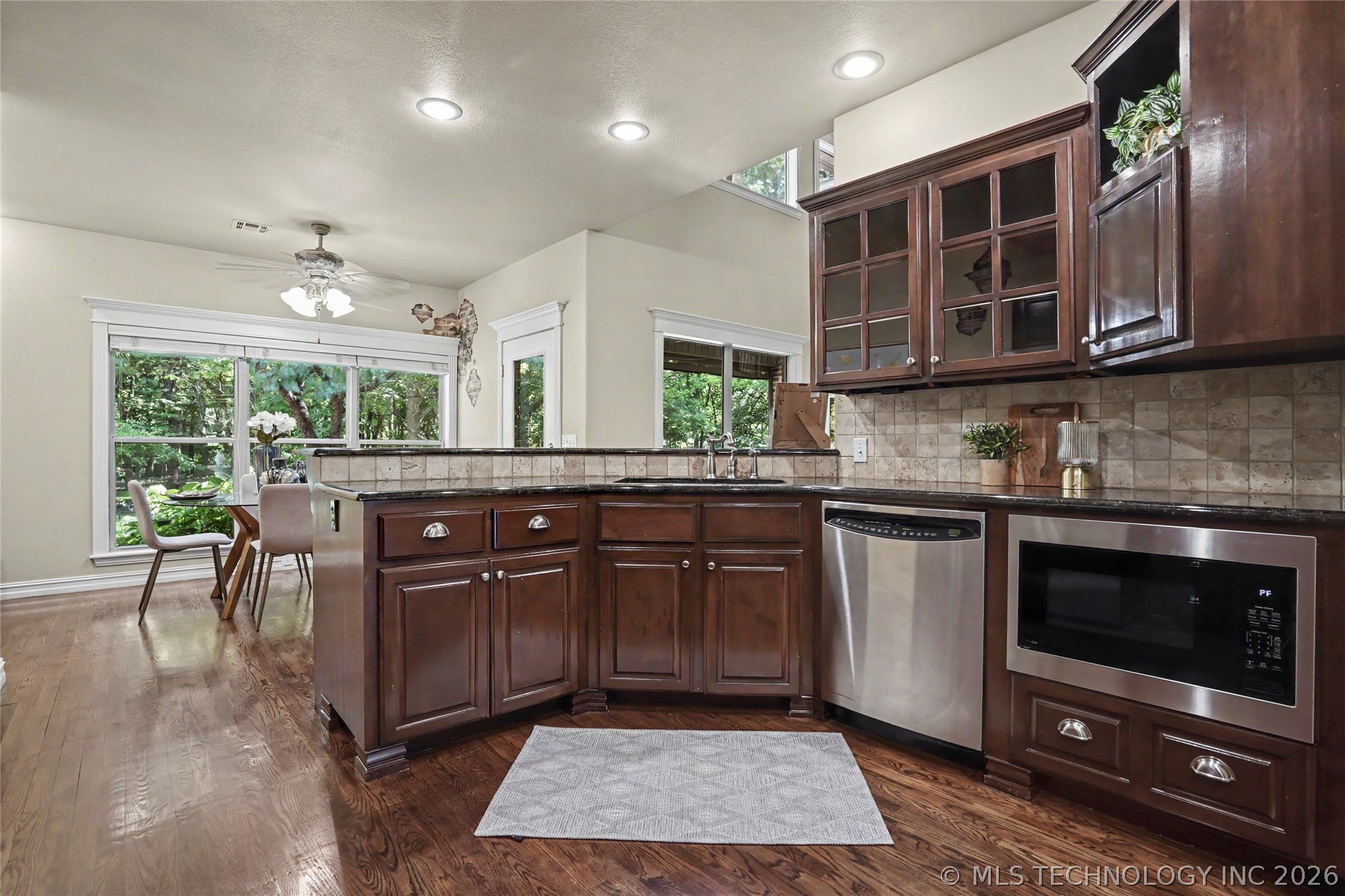 2325 W Lowry Road Claremore OK 74017