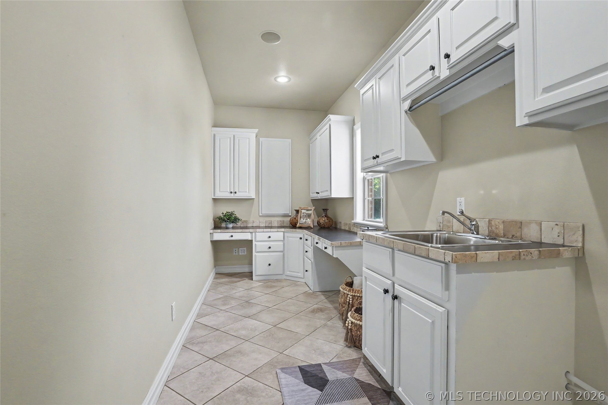 2325 W Lowry Road Claremore OK 74017