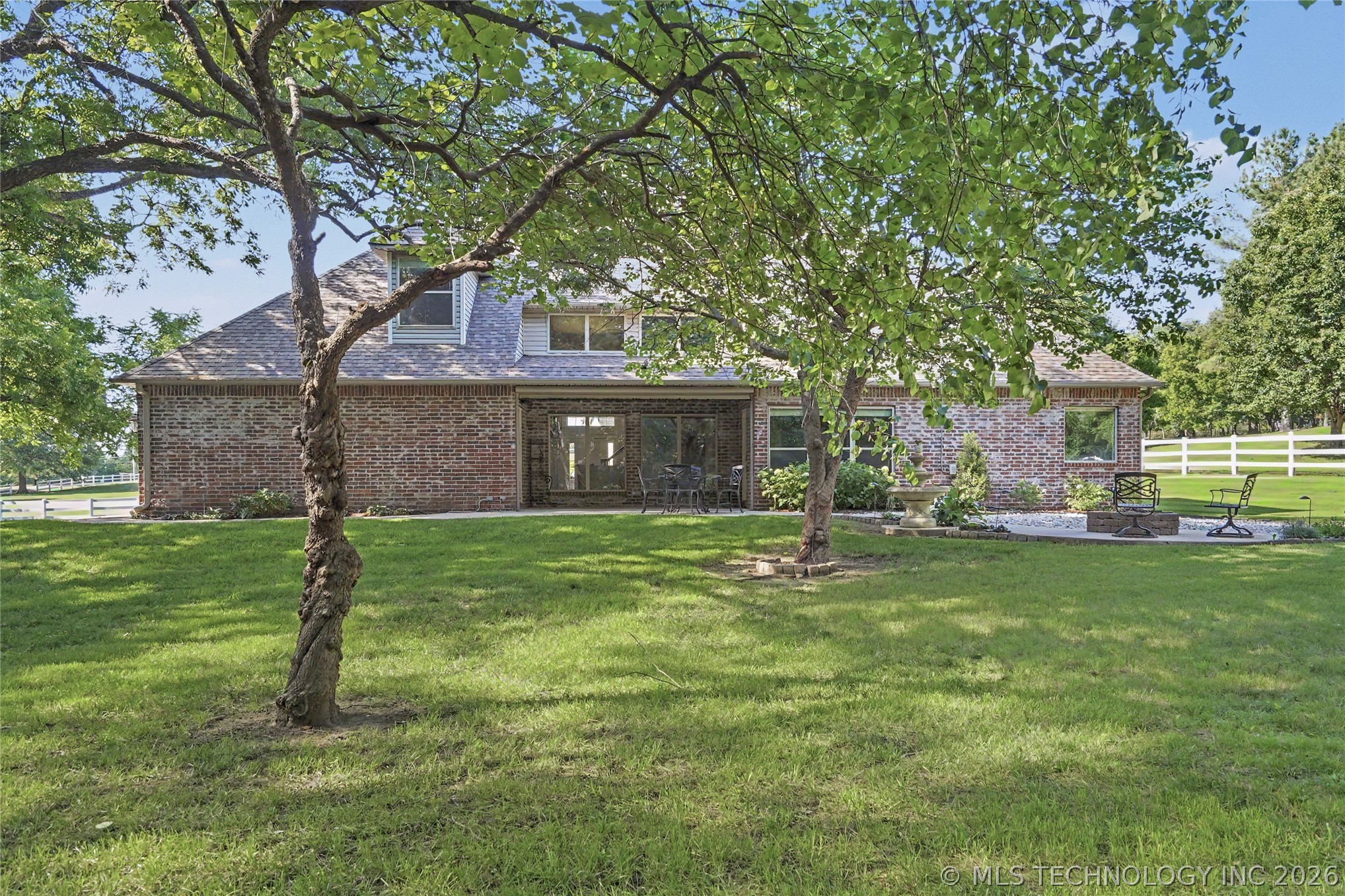 2325 W Lowry Road Claremore OK 74017