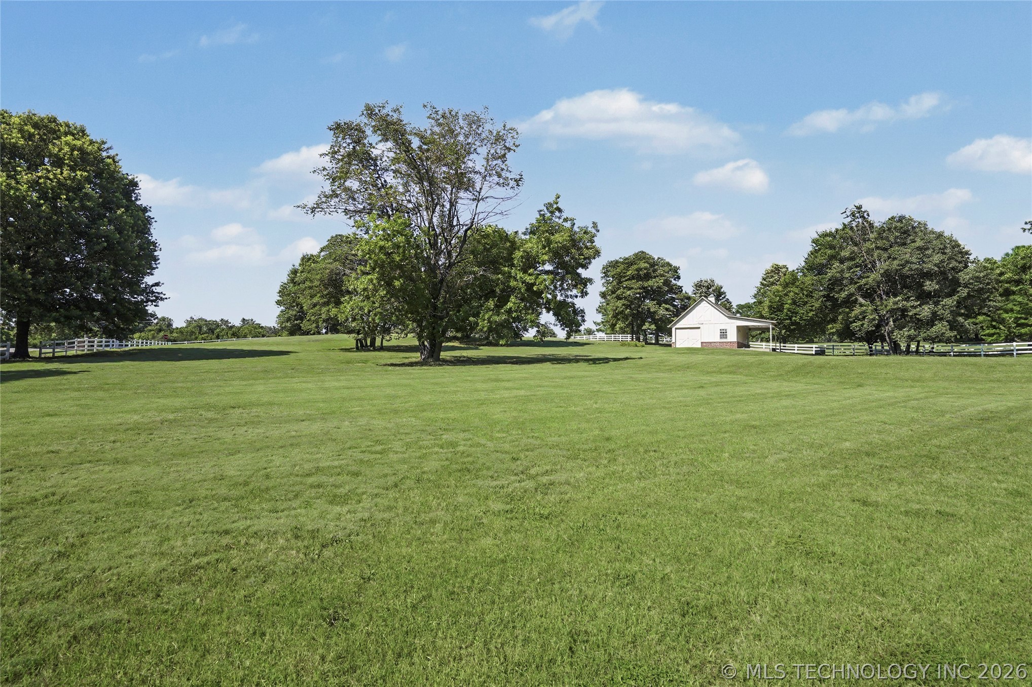 2325 W Lowry Road Claremore OK 74017