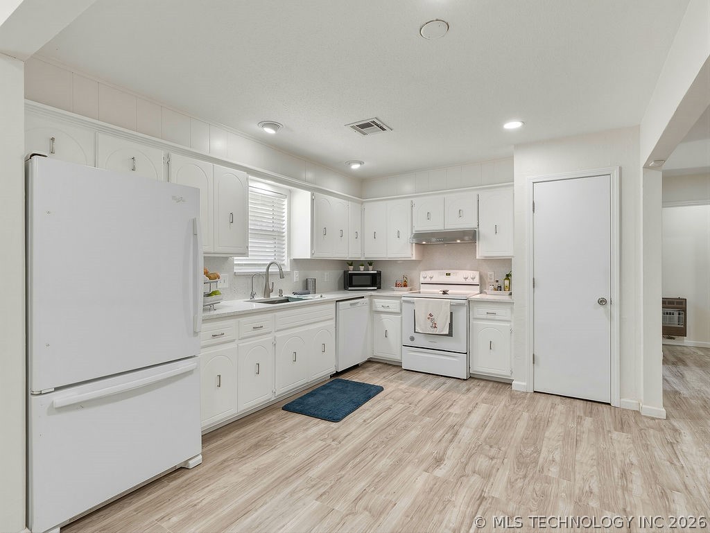 915 W 23rd Ada OK 74820