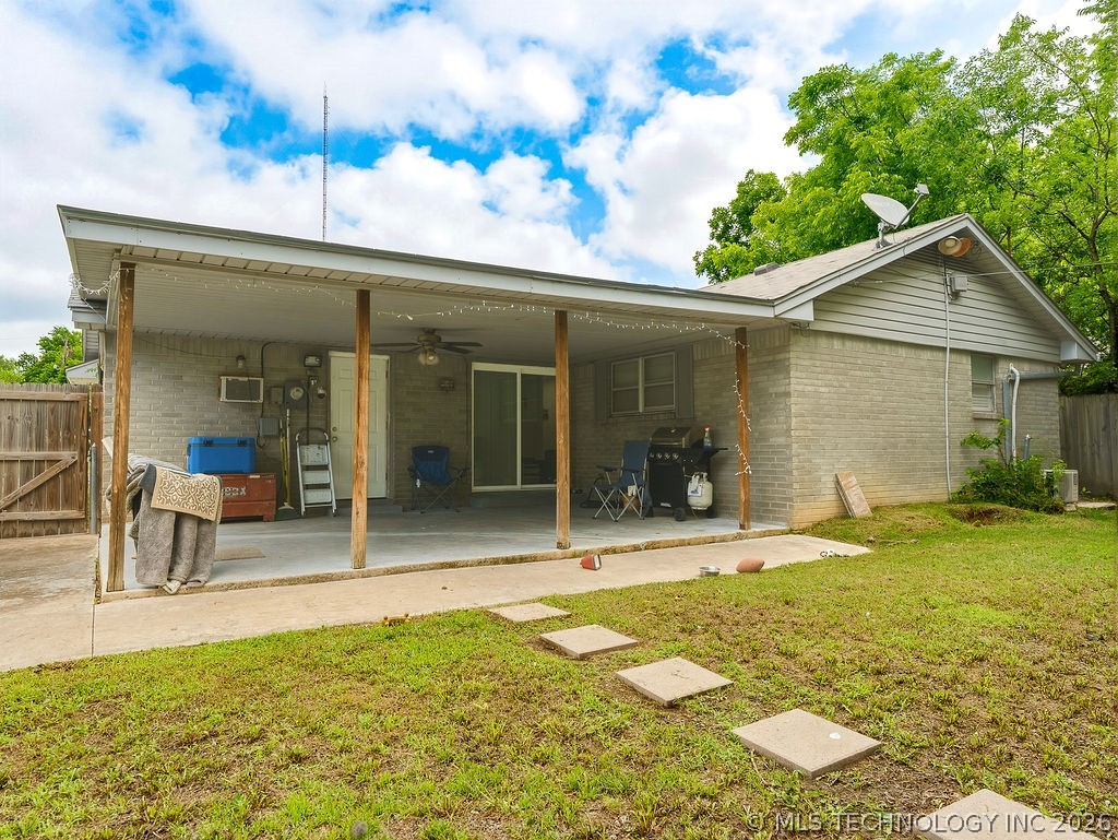 915 W 23rd Ada OK 74820