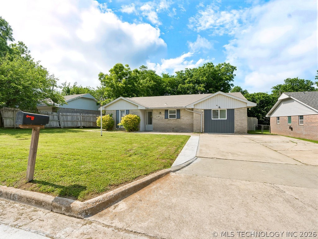 915 W 23rd Ada OK 74820