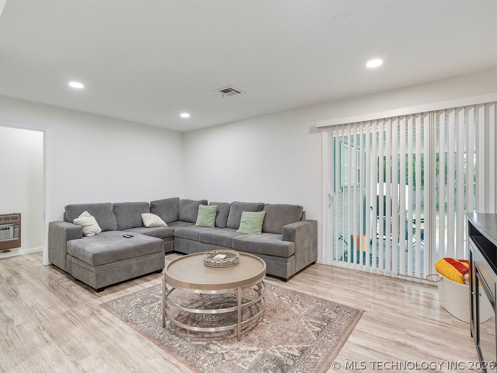 915 W 23rd Ada OK 74820