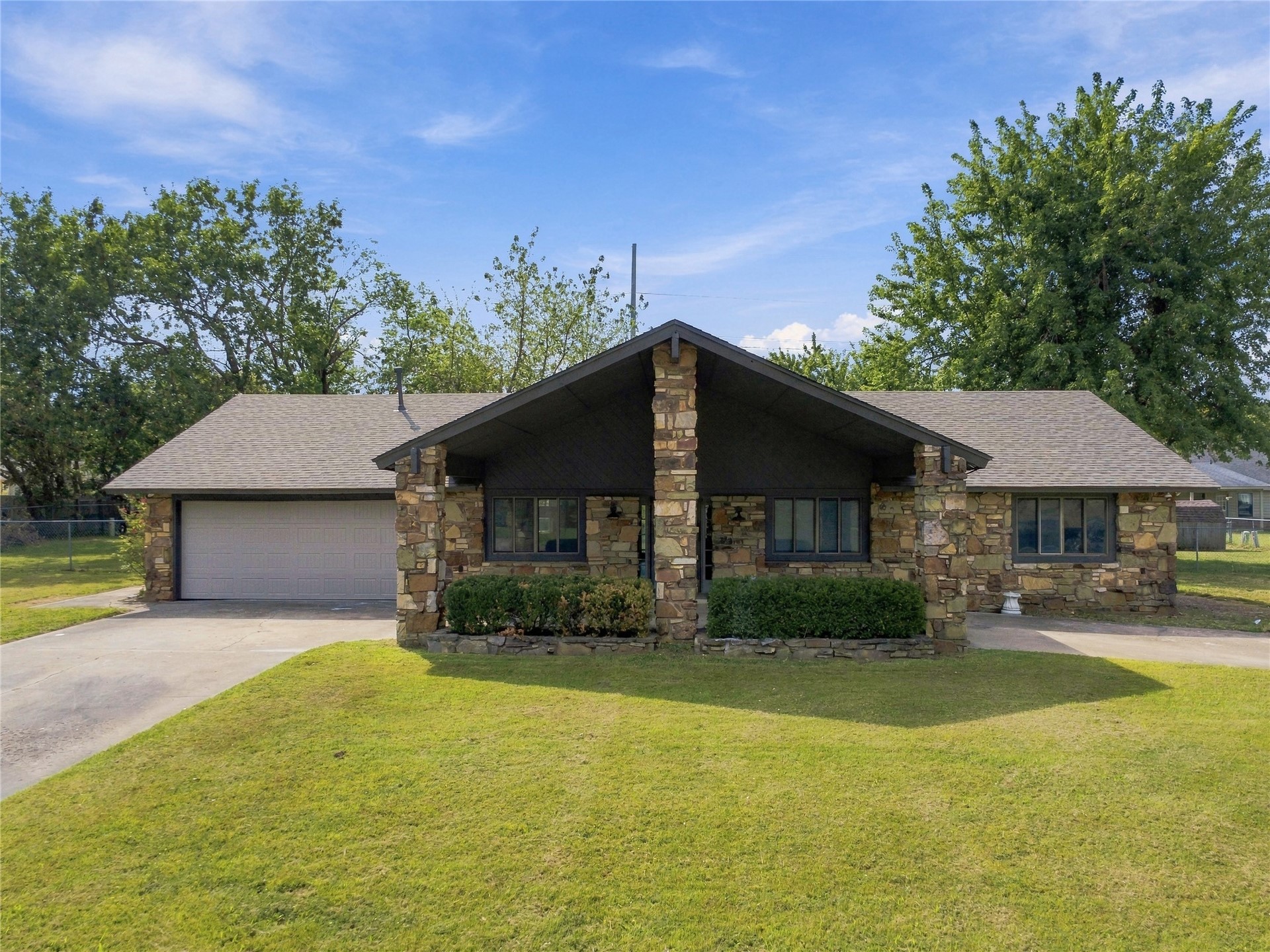 20938 E 35th Place S Broken Arrow OK 74014