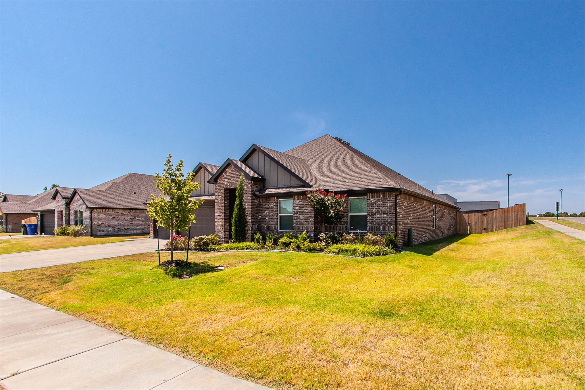 1502 S 72nd Place Broken Arrow OK 74014