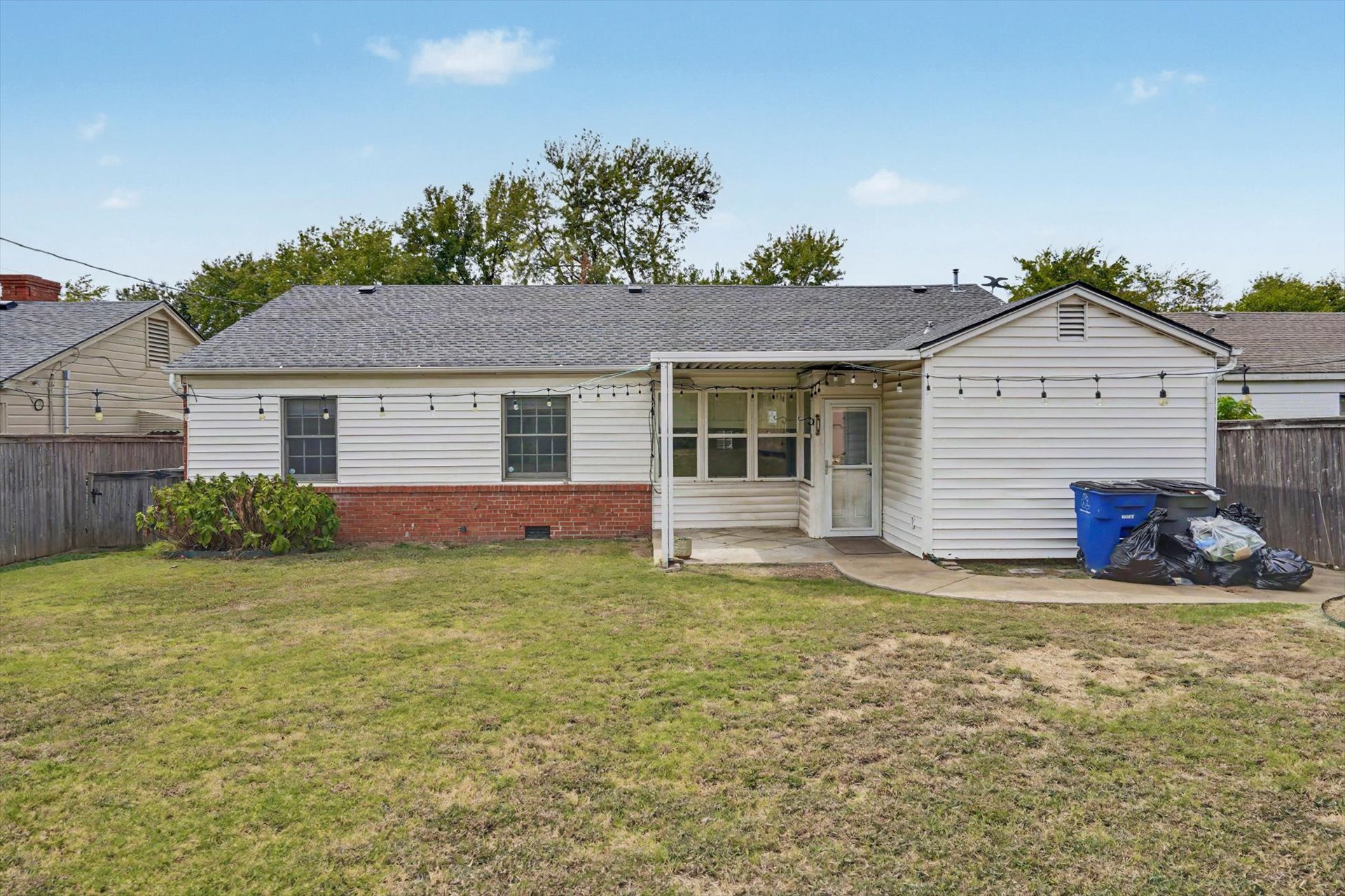 1821 Columbia Avenue Tulsa OK 74114