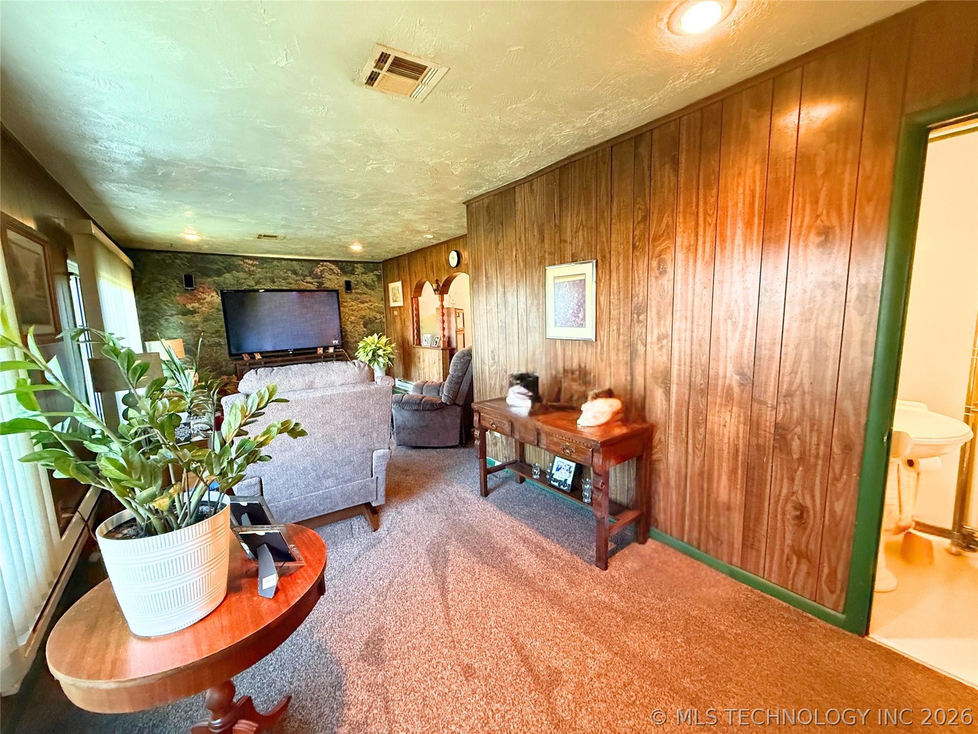 2231 E 32nd Place N Tulsa OK 74105