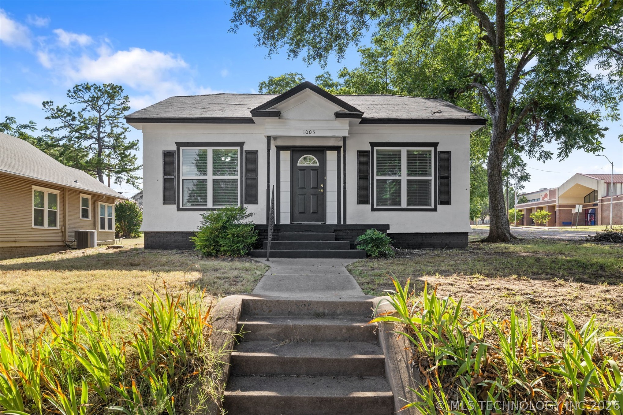 1005 N 7th Durant OK 74701