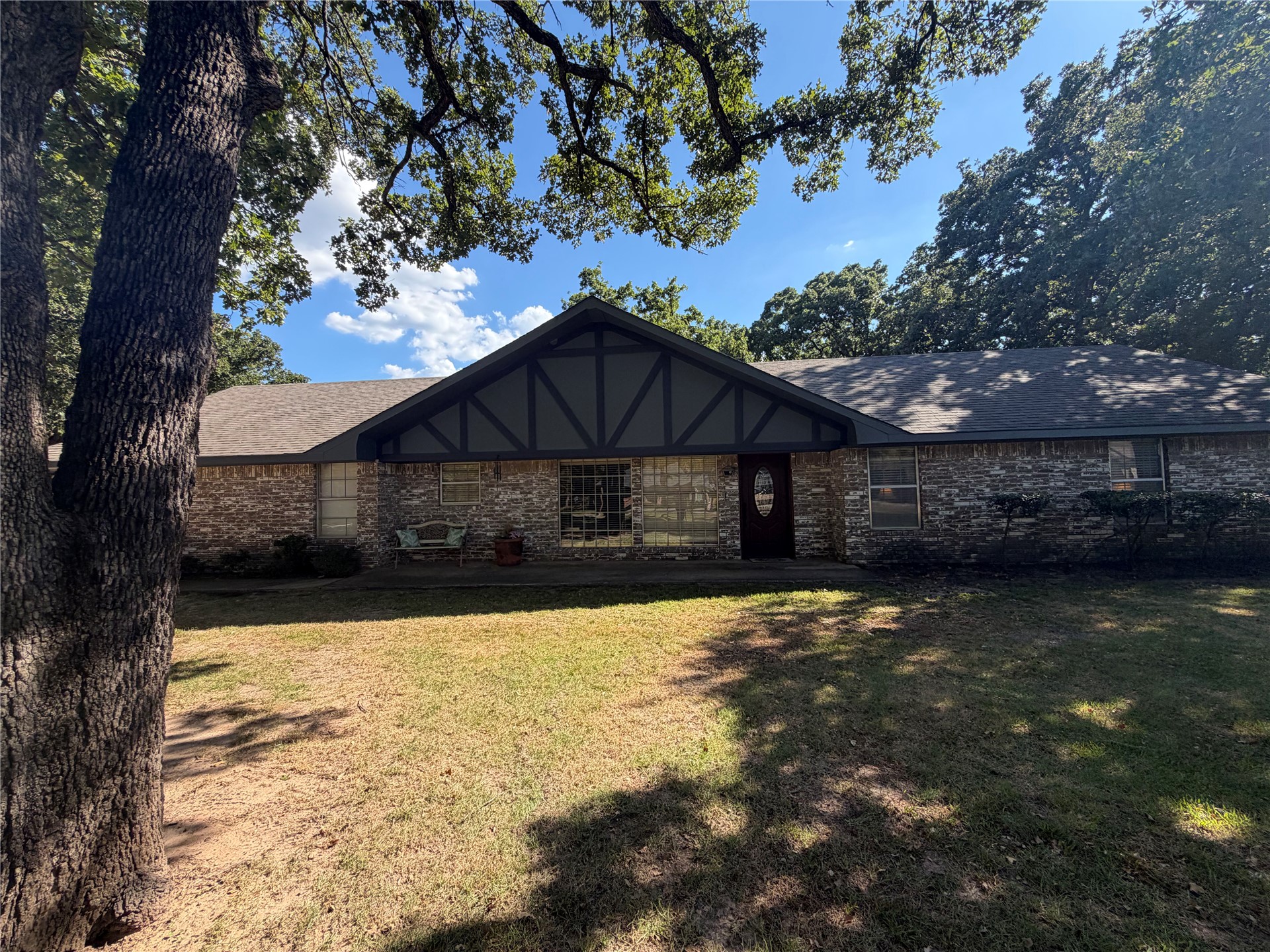 8 Town And Country Circle Ardmore OK 73401