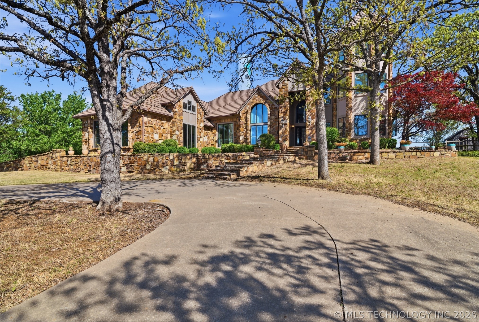 4825 W Oak Leaf Drive Tulsa OK 74132