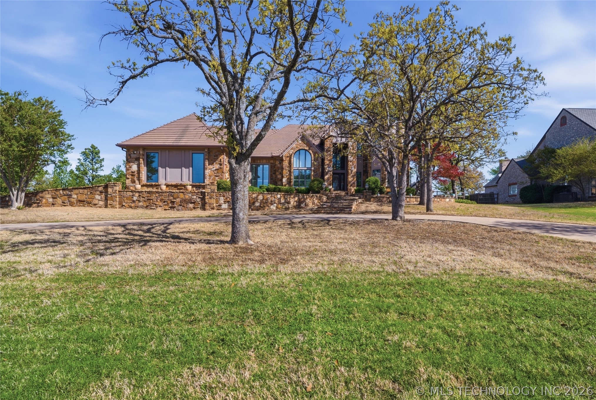4825 W Oak Leaf Drive Tulsa OK 74132