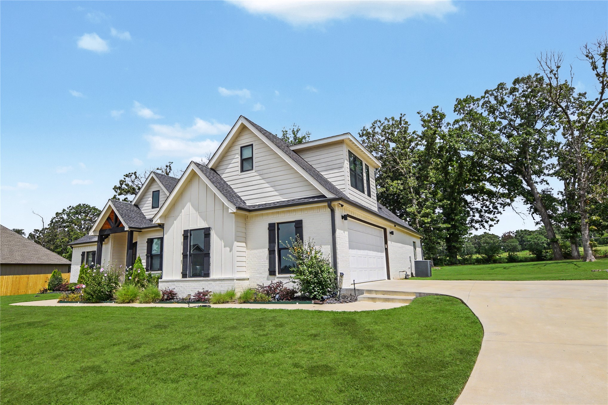 16625 W Sierra Circle Tahlequah OK 74464