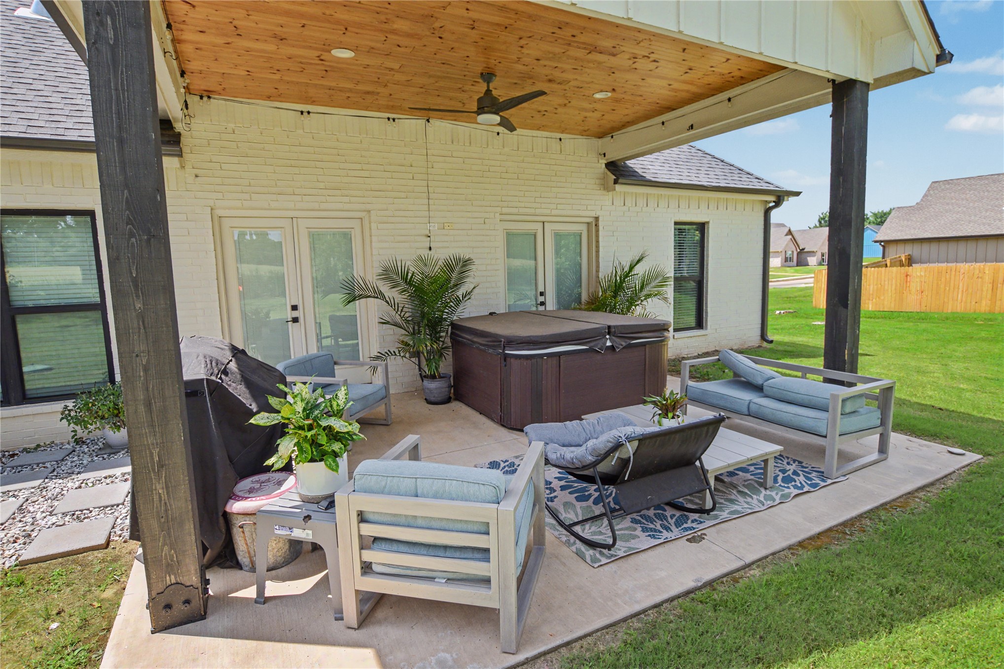 16625 W Sierra Circle Tahlequah OK 74464
