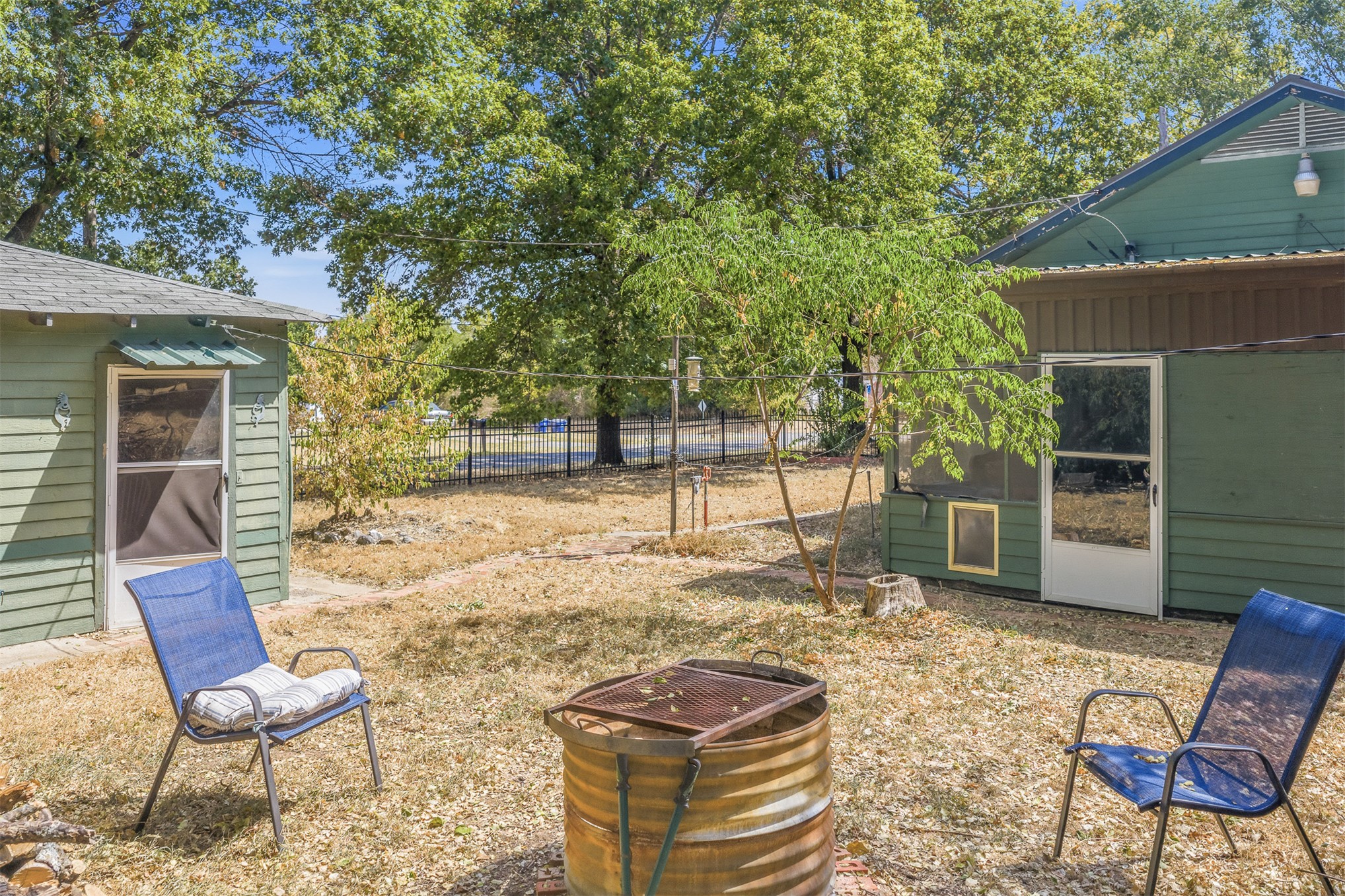 401 S 10th Street Comanche OK 73529