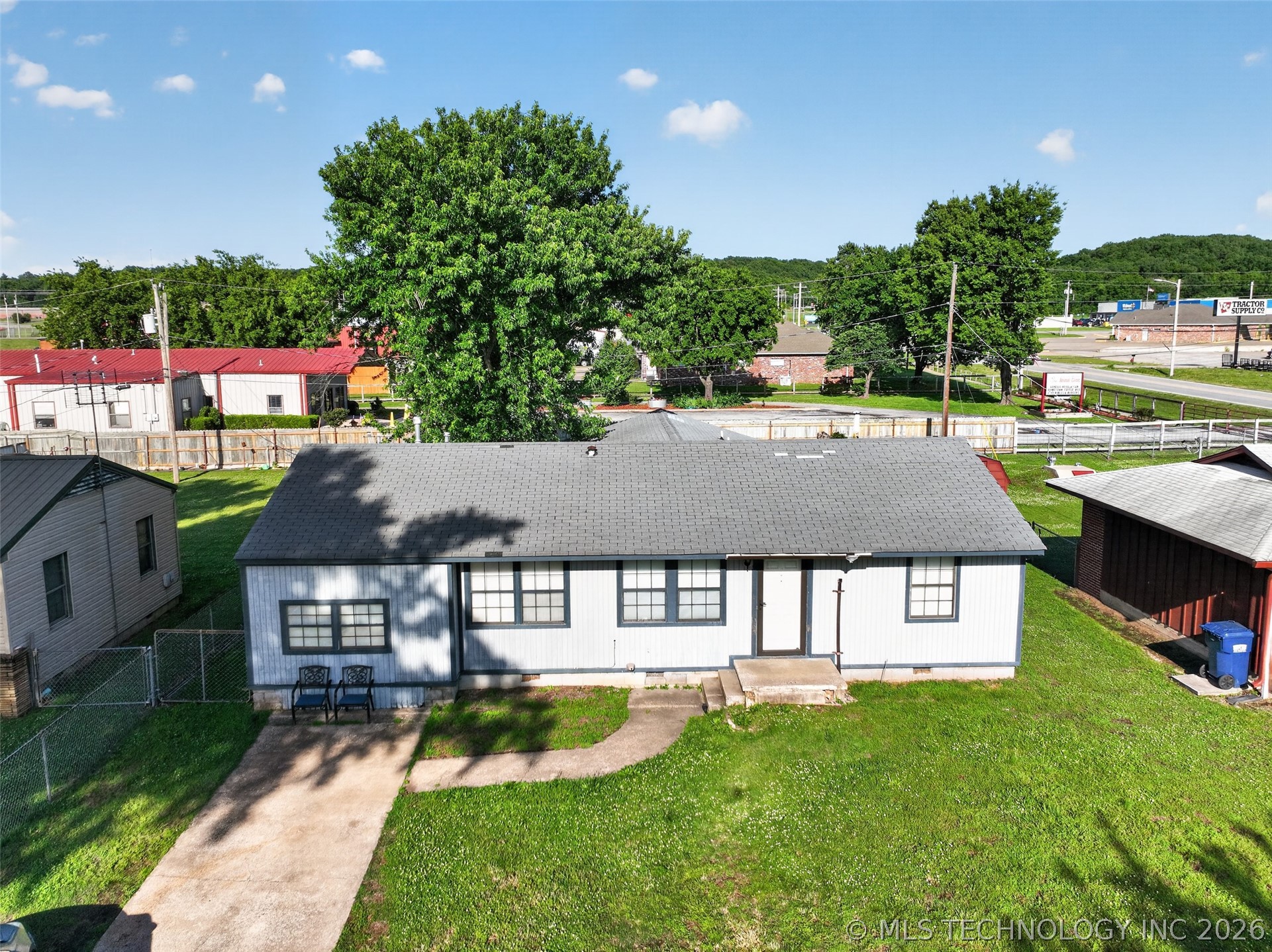 108 Maple Street Locust Grove OK 74352