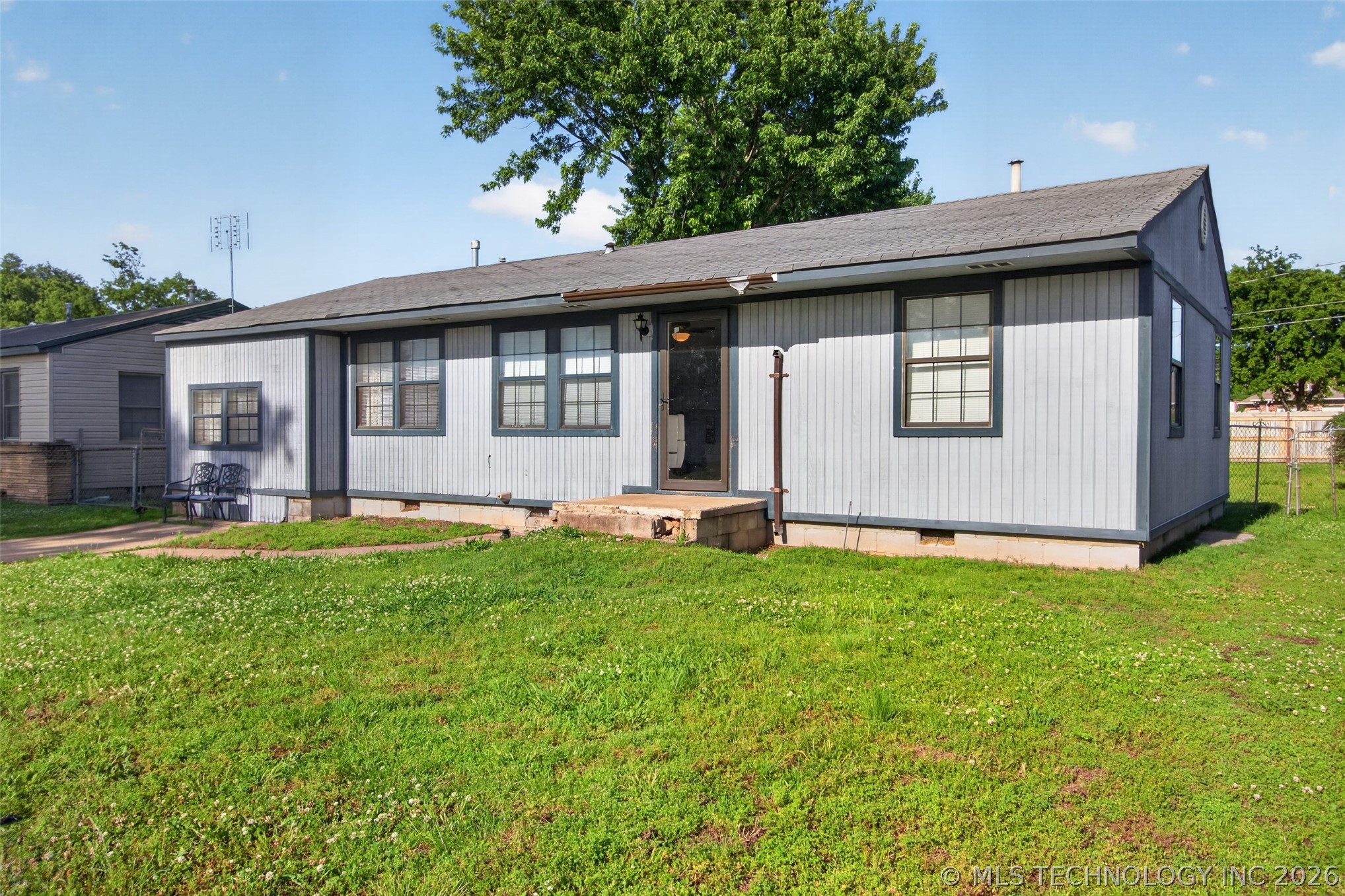 108 Maple Street Locust Grove OK 74352